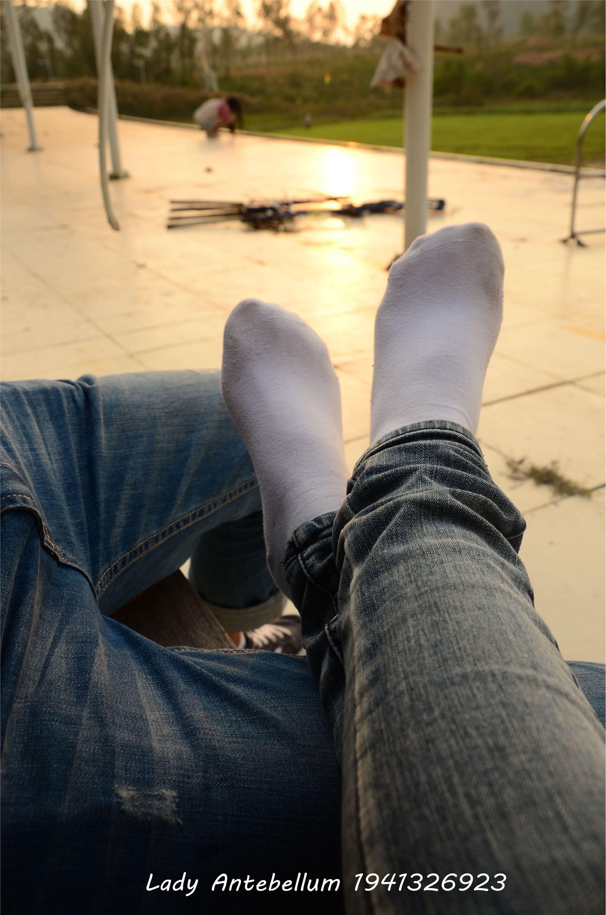 [战前女神] 恋足美腿棉袜女神级摄影套图 008