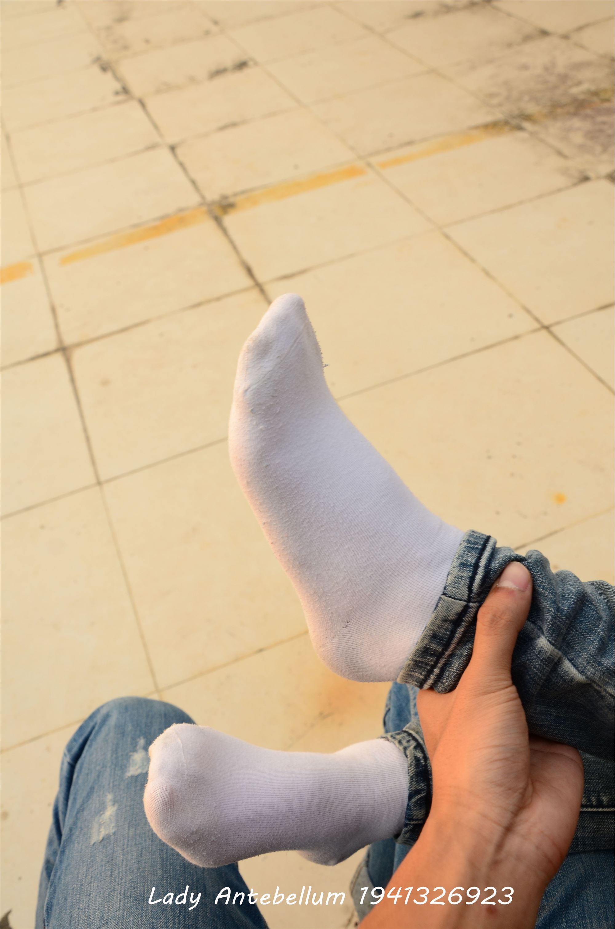 [战前女神] 恋足美腿棉袜女神级摄影套图 008