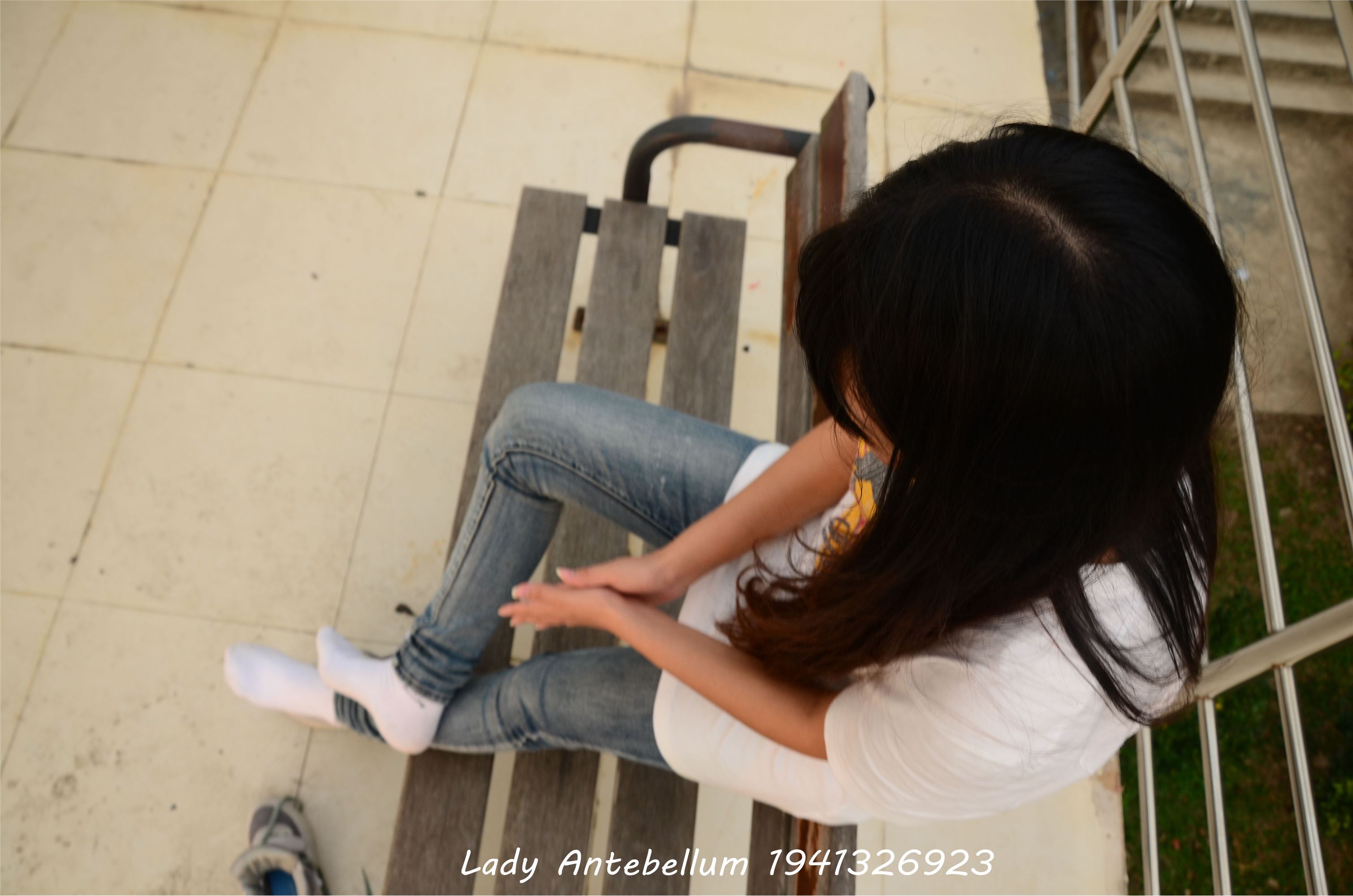 [战前女神] 恋足美腿棉袜女神级摄影套图 008