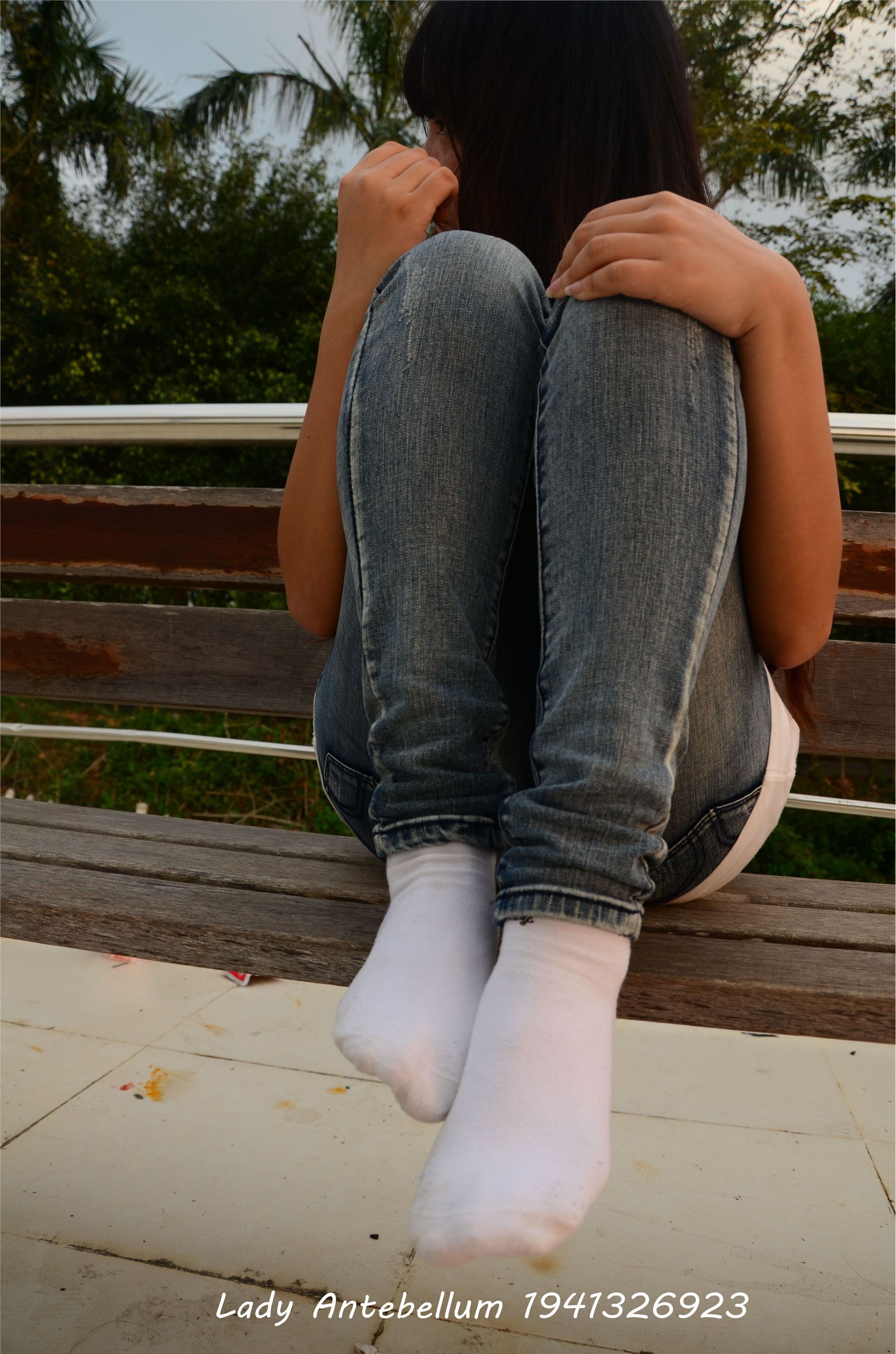 [战前女神] 恋足美腿棉袜女神级摄影套图 008