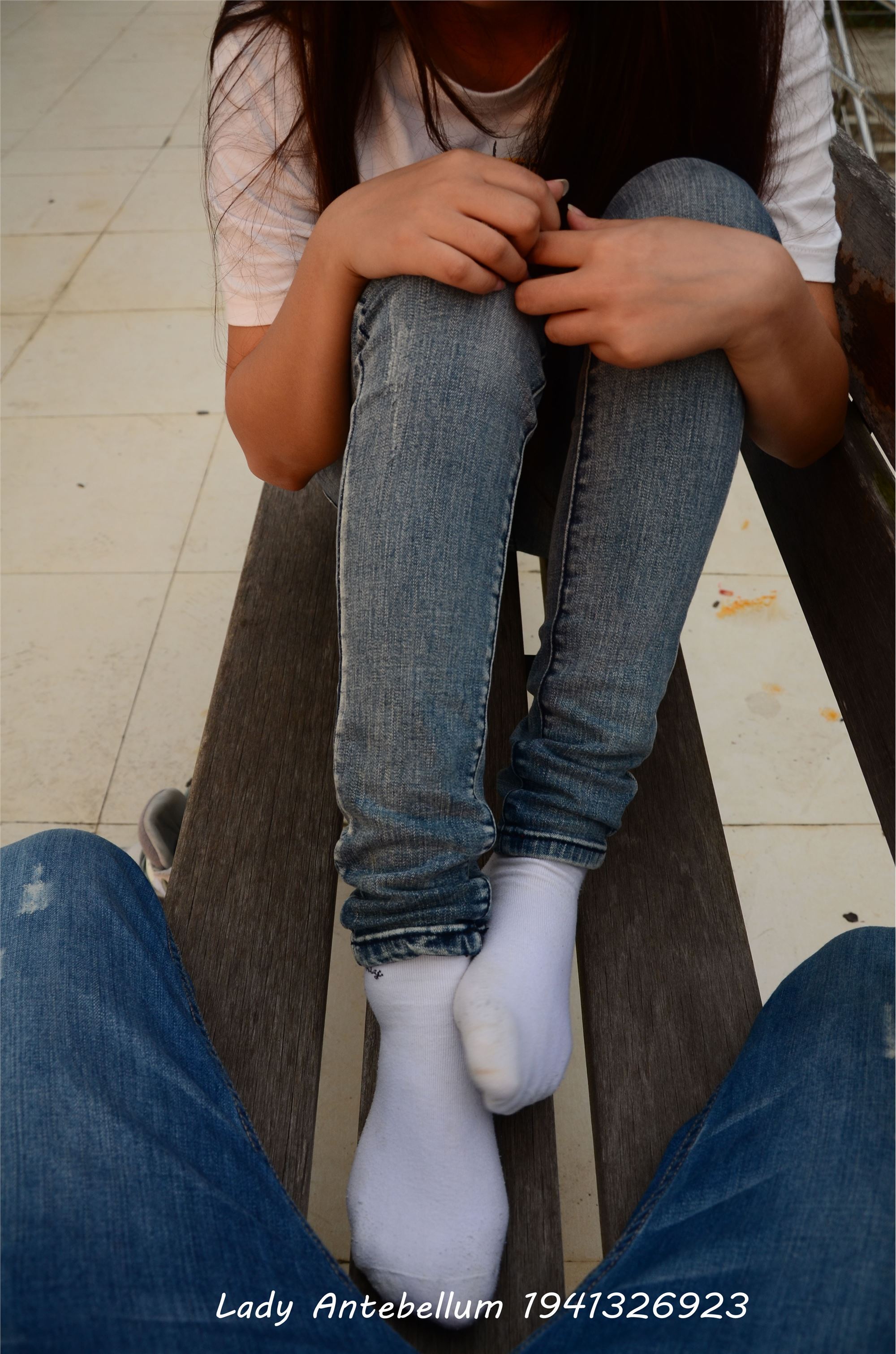 [战前女神] 恋足美腿棉袜女神级摄影套图 008