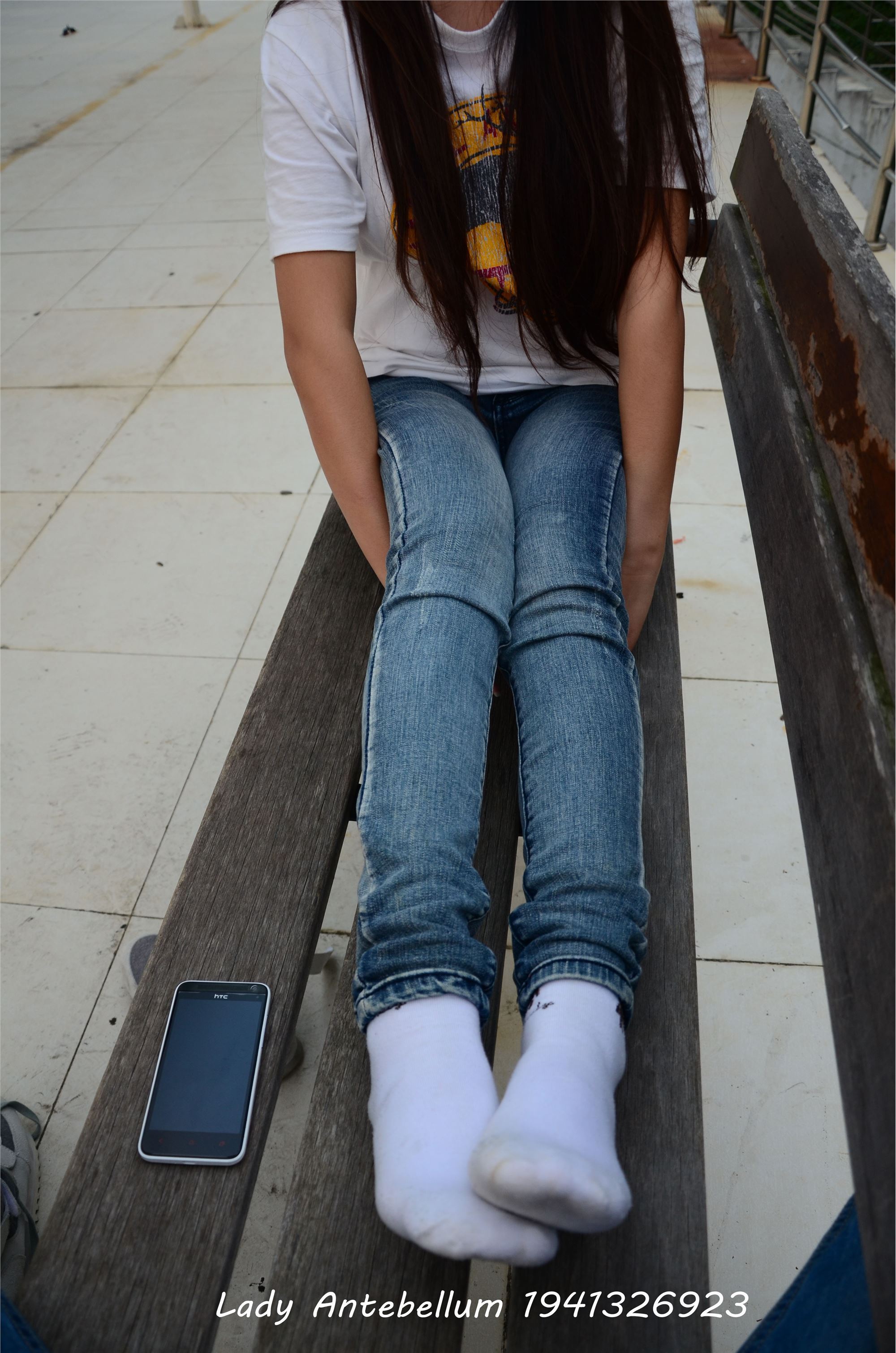 [战前女神] 恋足美腿棉袜女神级摄影套图 008