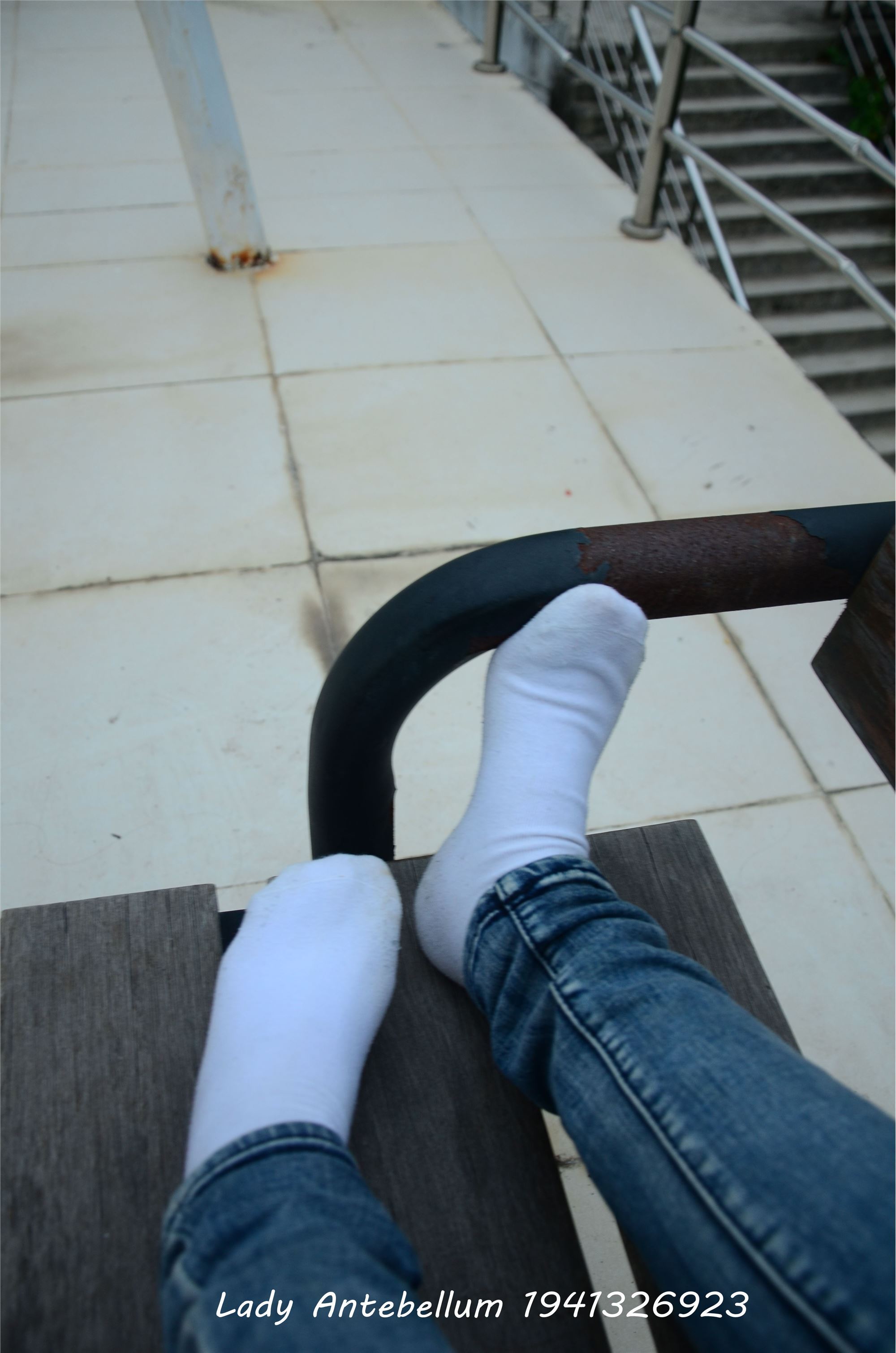 [战前女神] 恋足美腿棉袜女神级摄影套图 008