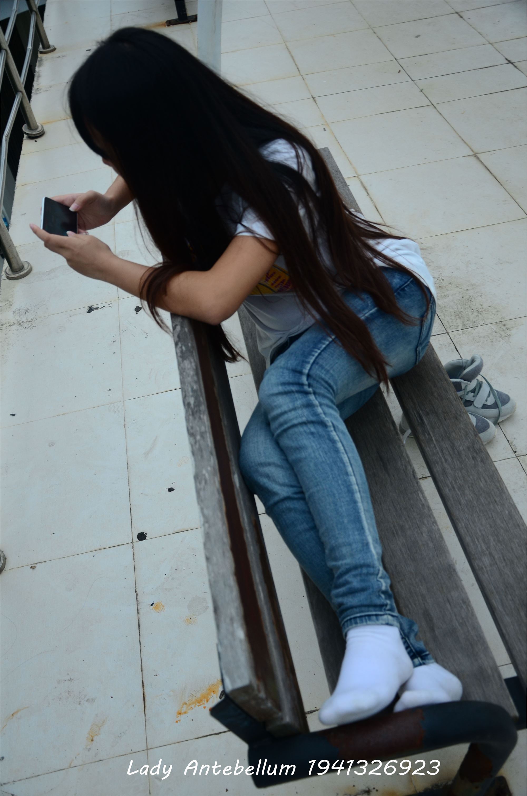 [战前女神] 恋足美腿棉袜女神级摄影套图 008