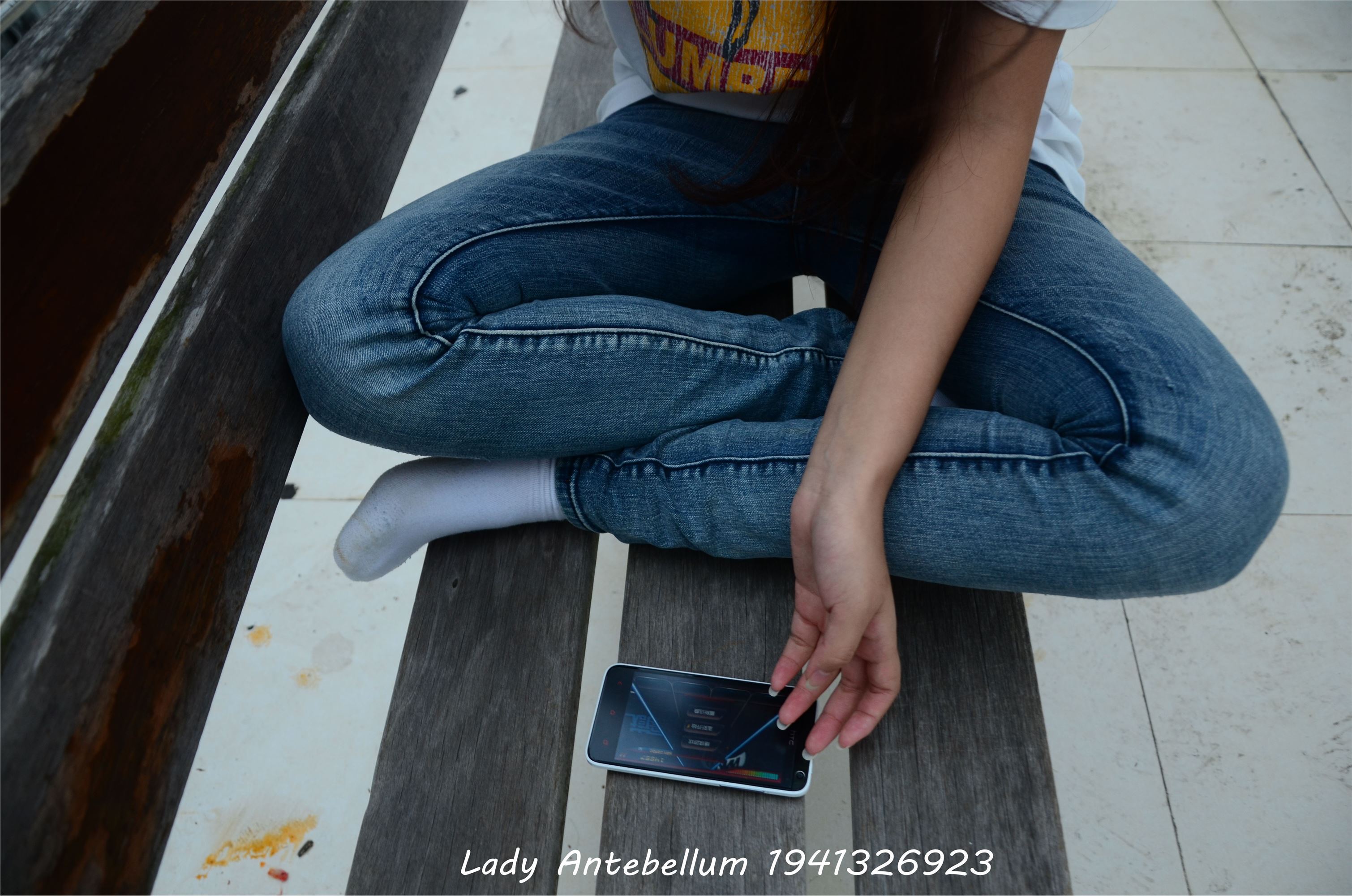 [战前女神] 恋足美腿棉袜女神级摄影套图 008