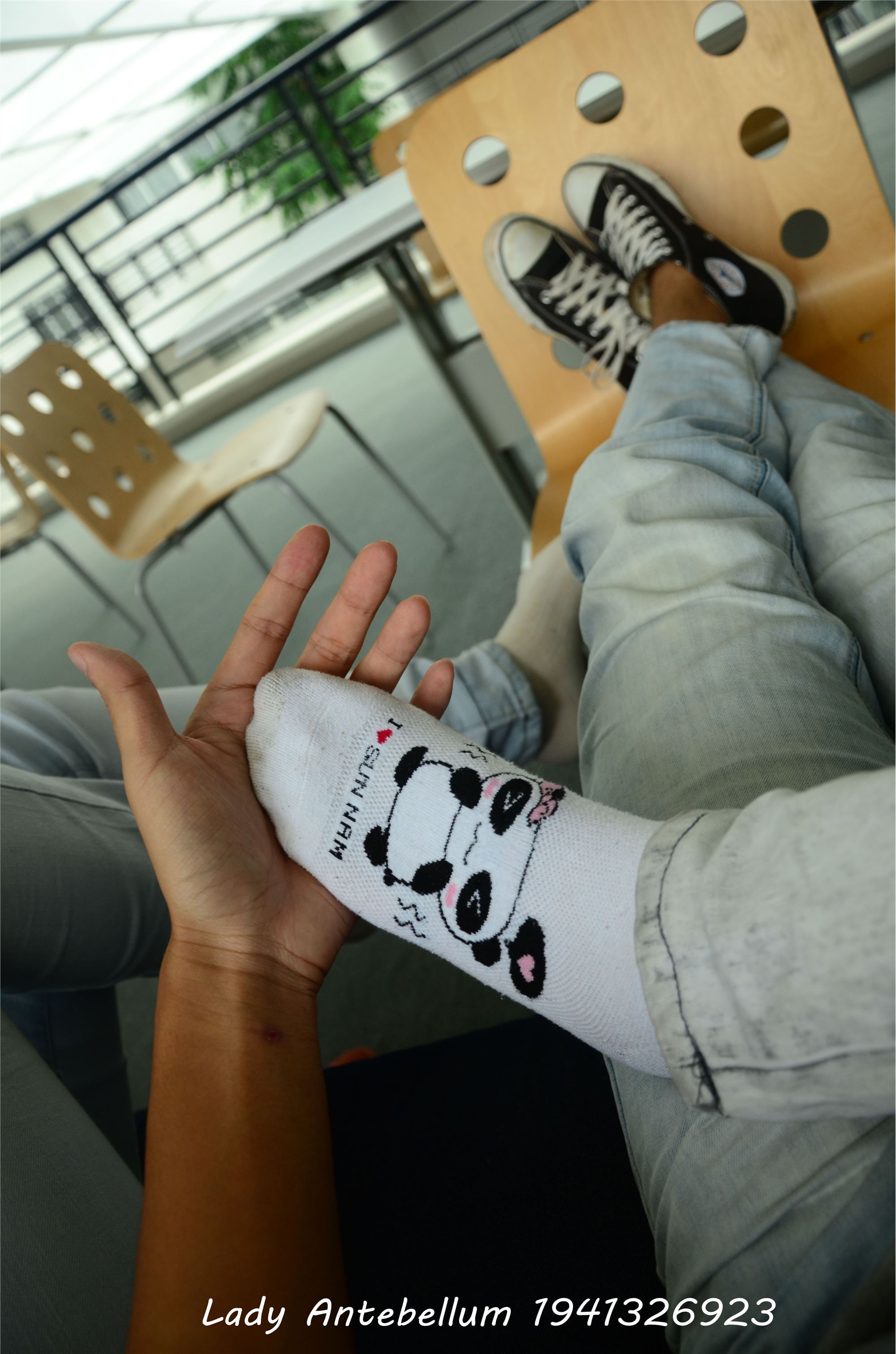 [战前女神] 恋足美腿棉袜女神级摄影套图 010