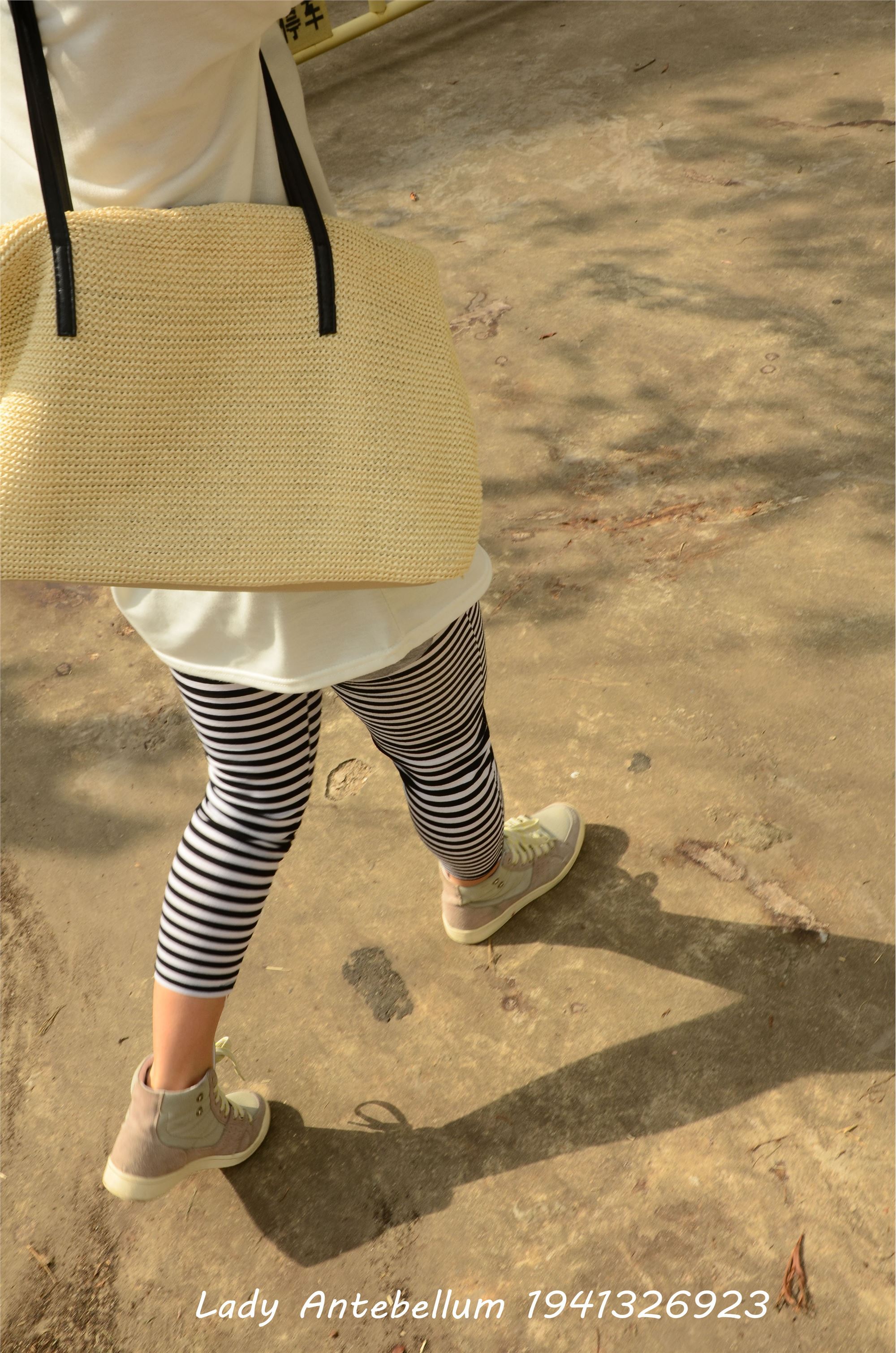 [战前女神] 恋足美腿棉袜女神级摄影套图 013