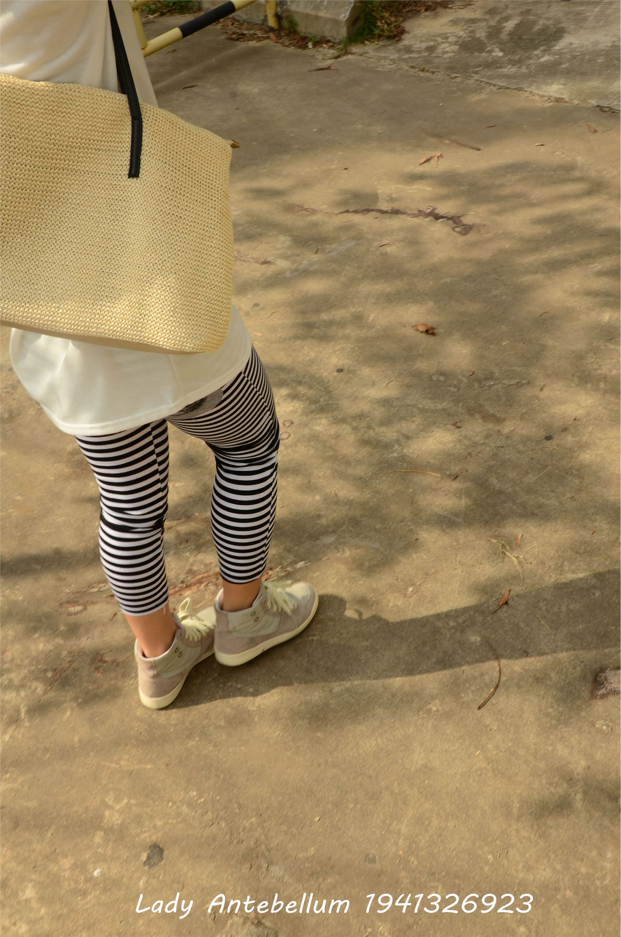 [战前女神] 恋足美腿棉袜女神级摄影套图 013