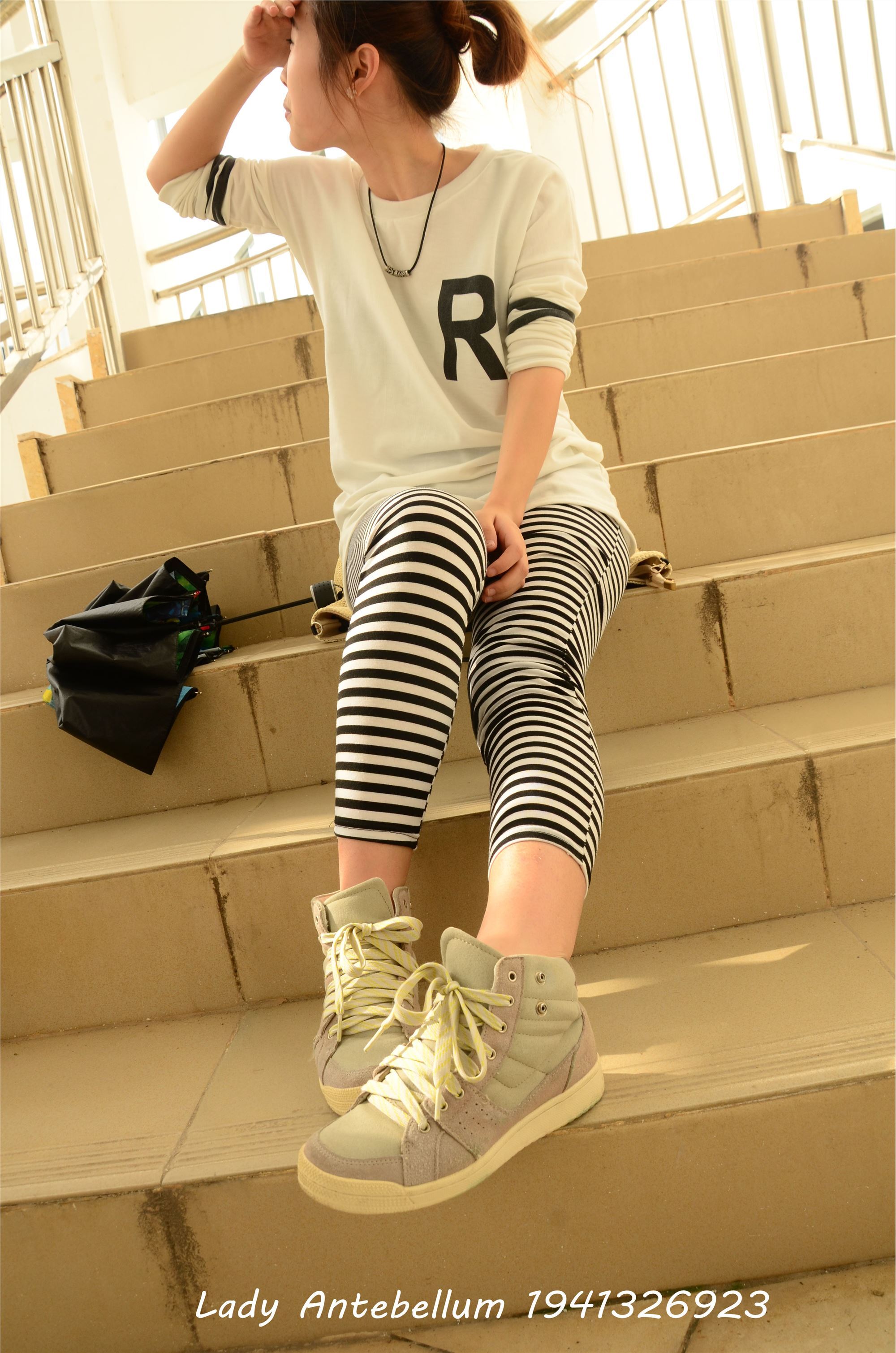 [战前女神] 恋足美腿棉袜女神级摄影套图 013