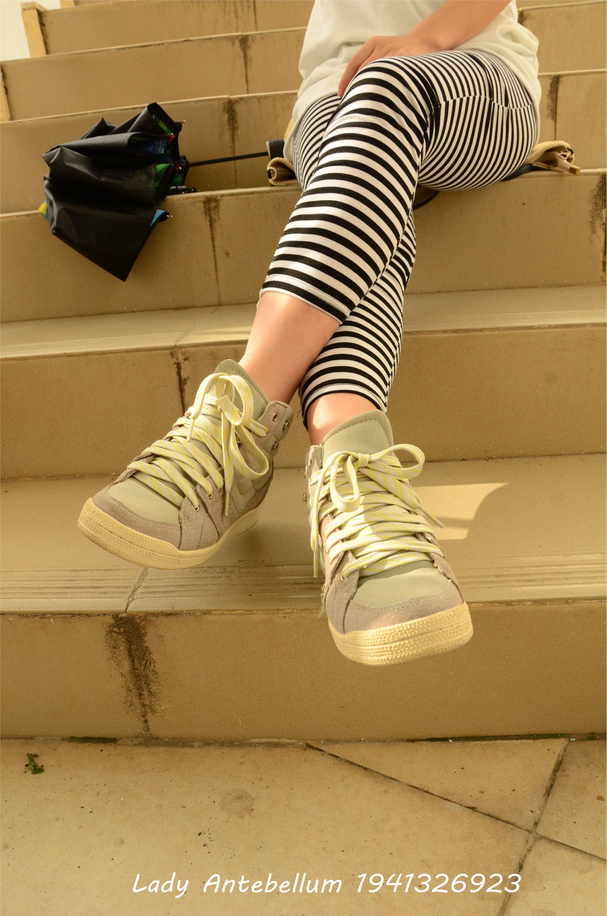 [战前女神] 恋足美腿棉袜女神级摄影套图 013