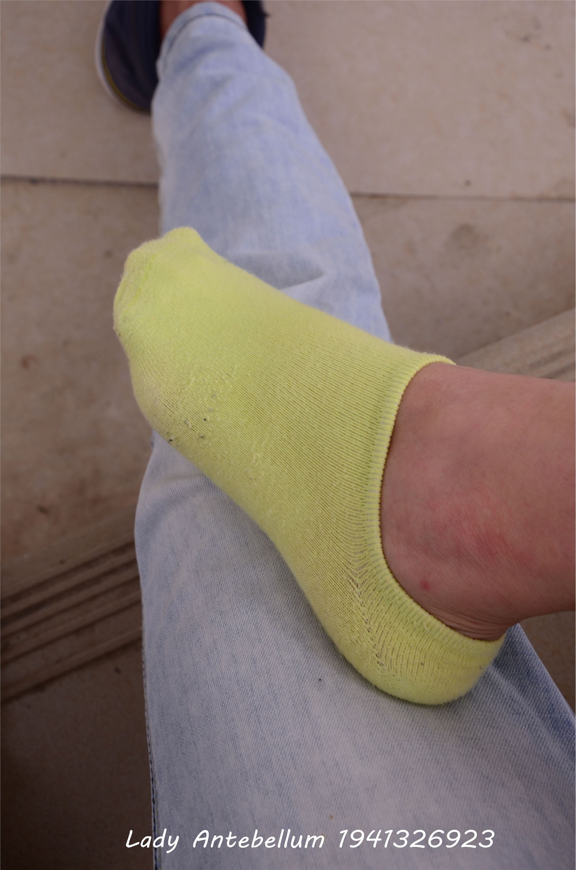 [战前女神] 恋足美腿棉袜女神级摄影套图 013