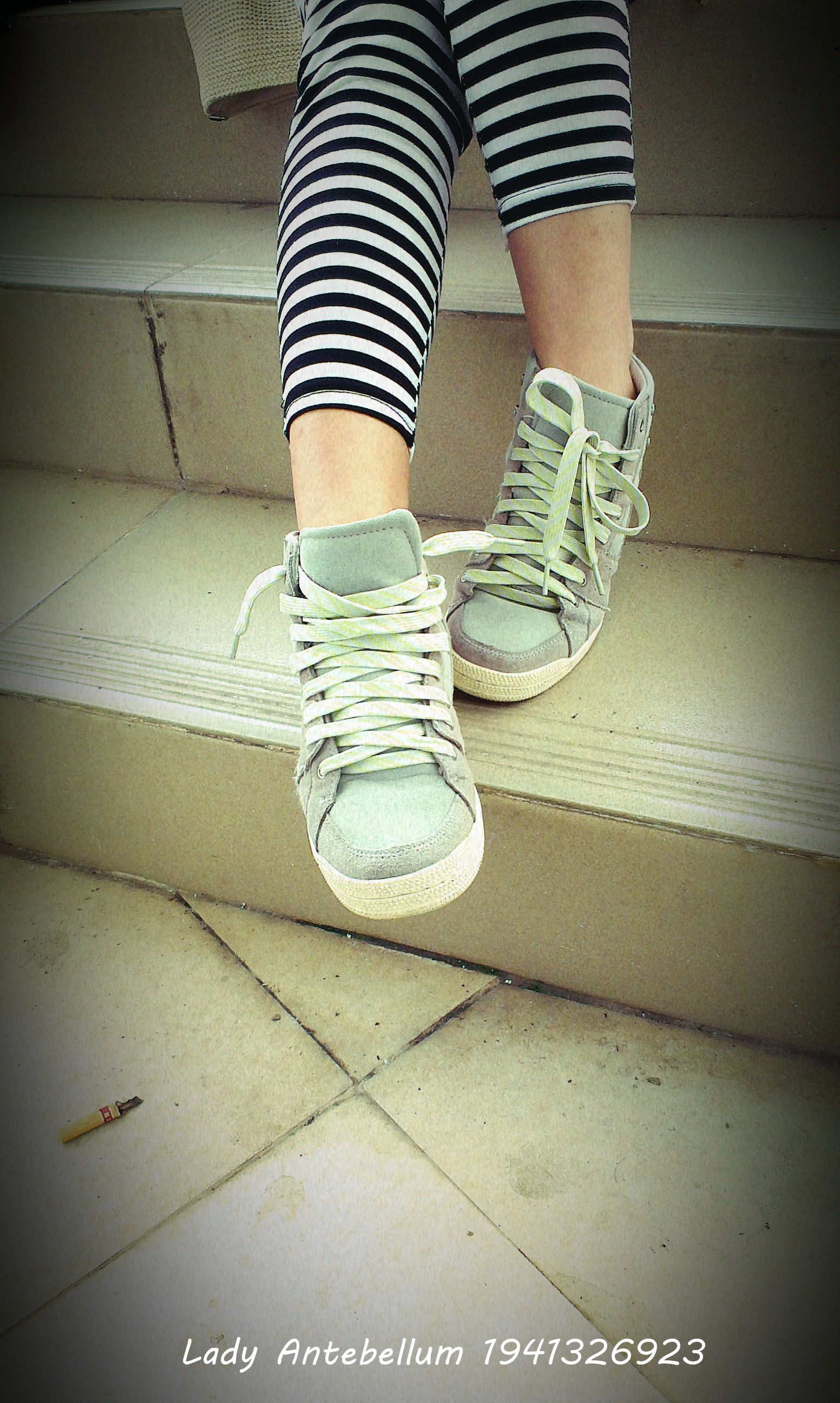 [战前女神] 恋足美腿棉袜女神级摄影套图 013