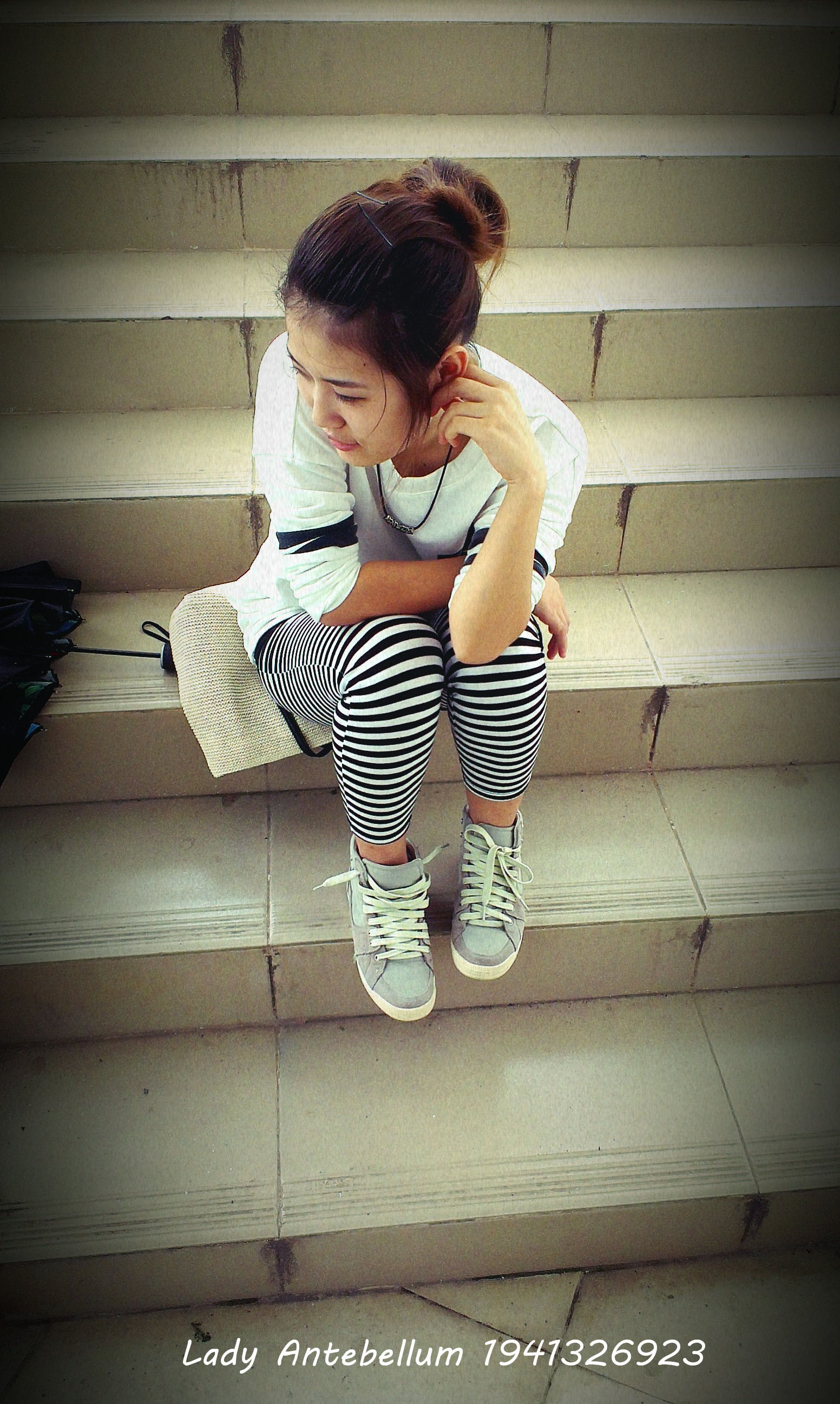 [战前女神] 恋足美腿棉袜女神级摄影套图 013