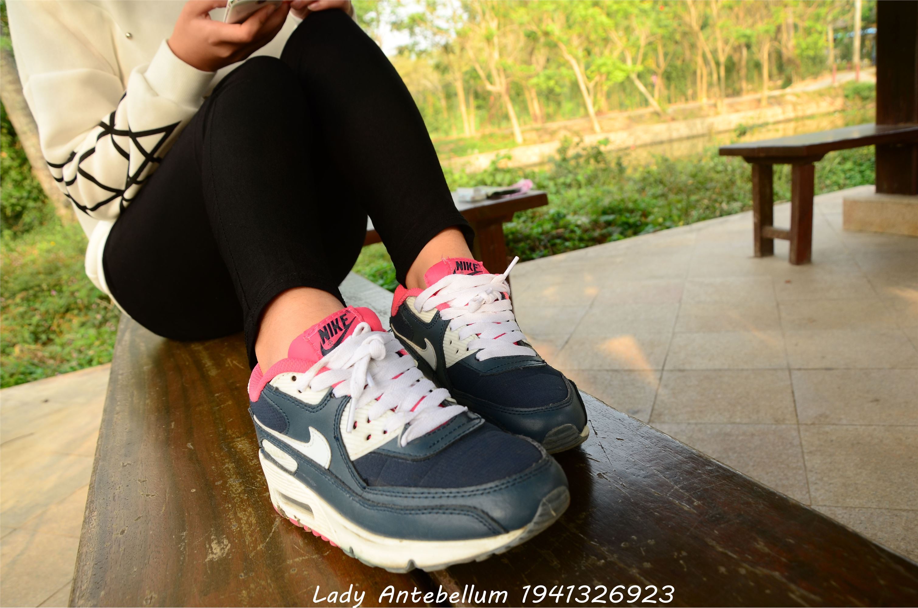 [战前女神] 恋足美腿棉袜女神级摄影套图 014