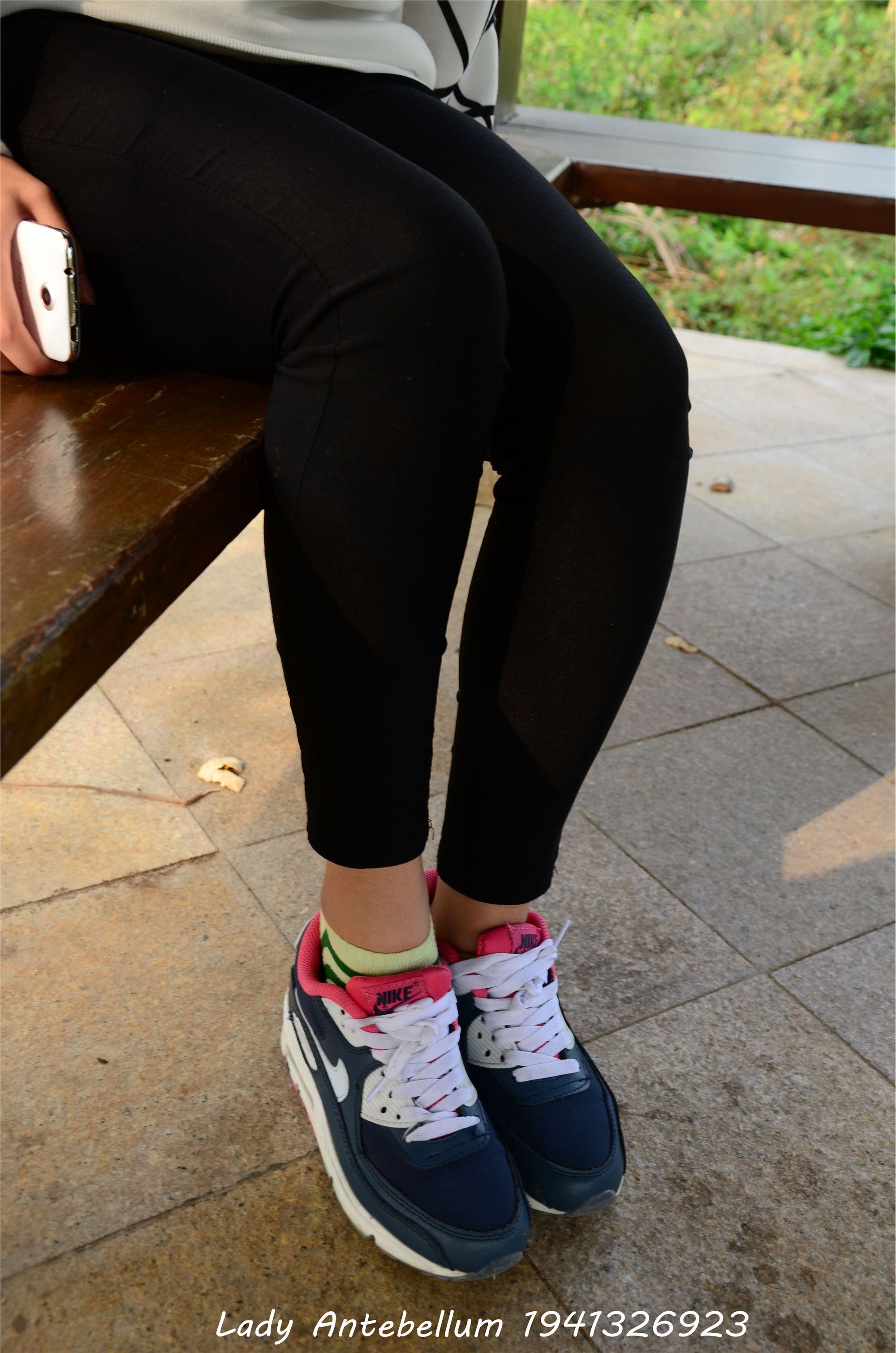 [战前女神] 恋足美腿棉袜女神级摄影套图 014