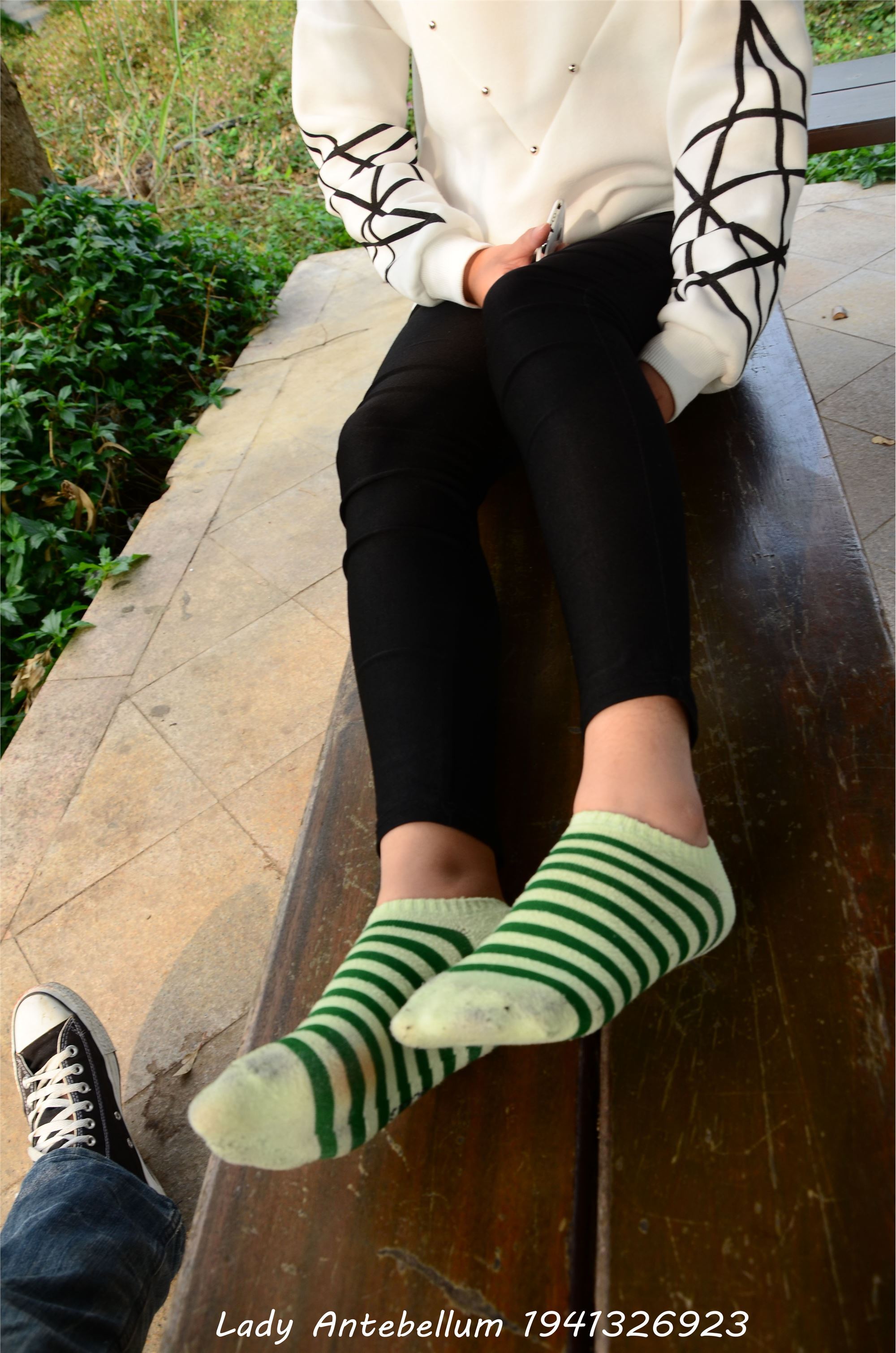 [战前女神] 恋足美腿棉袜女神级摄影套图 014