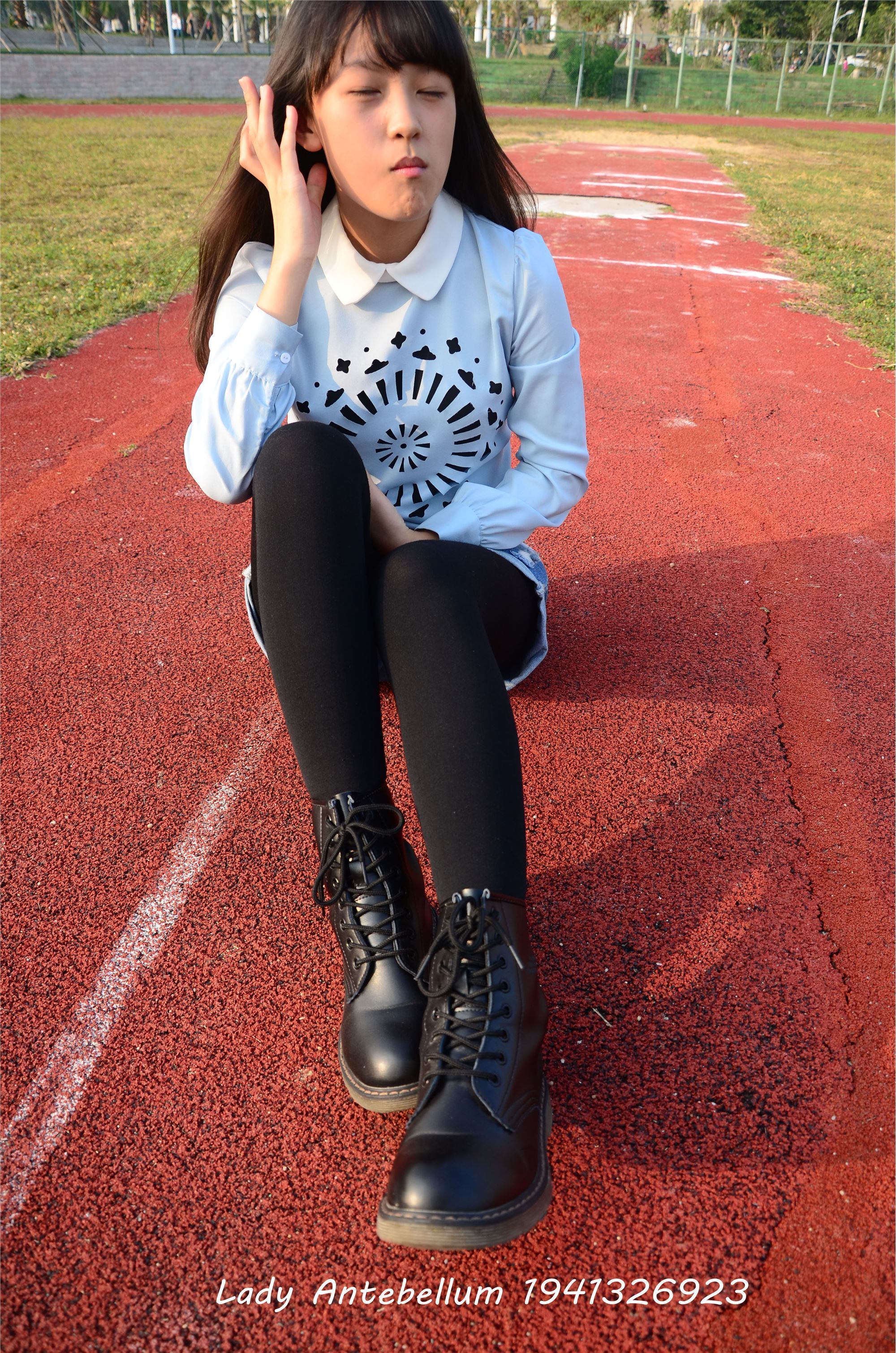 [战前女神] 恋足美腿棉袜女神级摄影套图 015