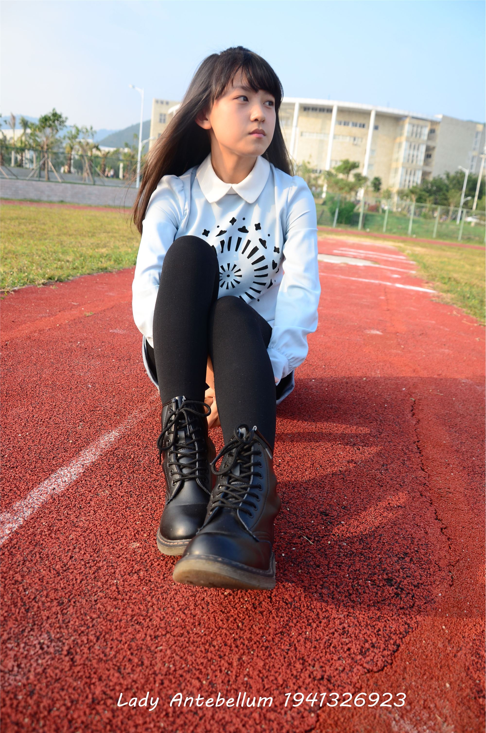 [战前女神] 恋足美腿棉袜女神级摄影套图 015