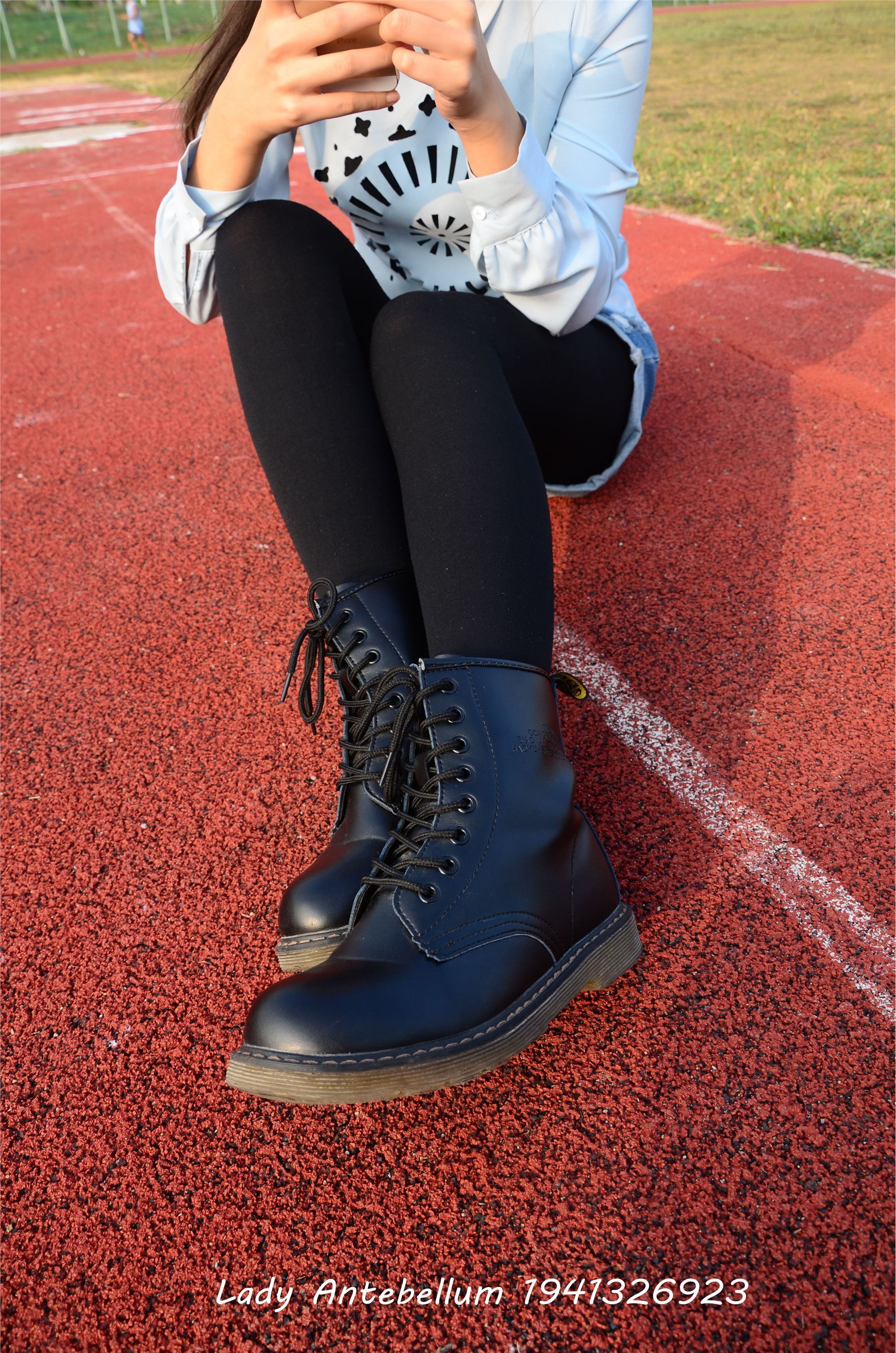 [战前女神] 恋足美腿棉袜女神级摄影套图 015