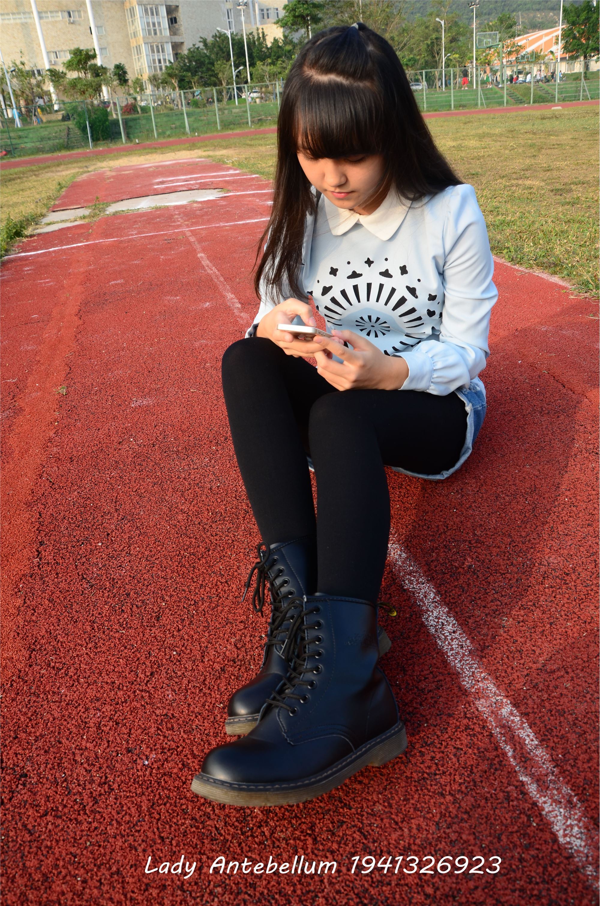 [战前女神] 恋足美腿棉袜女神级摄影套图 015