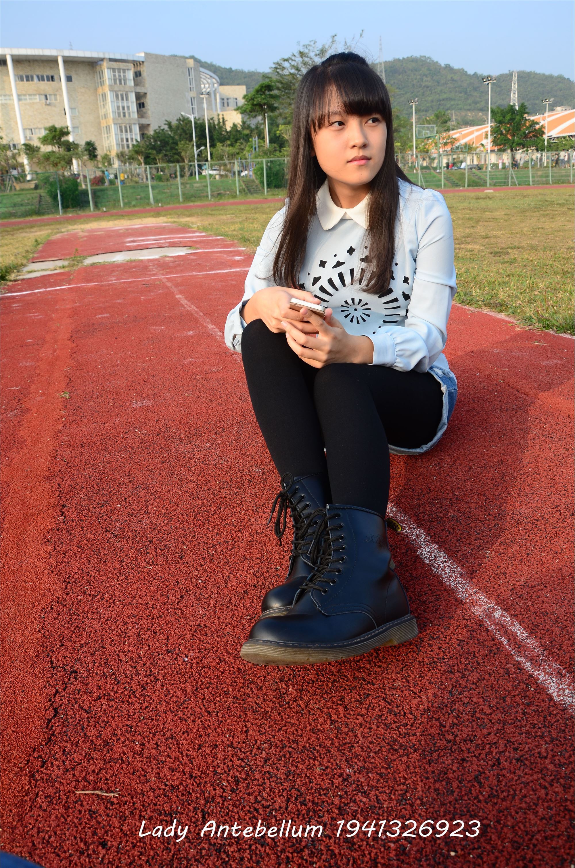 [战前女神] 恋足美腿棉袜女神级摄影套图 015