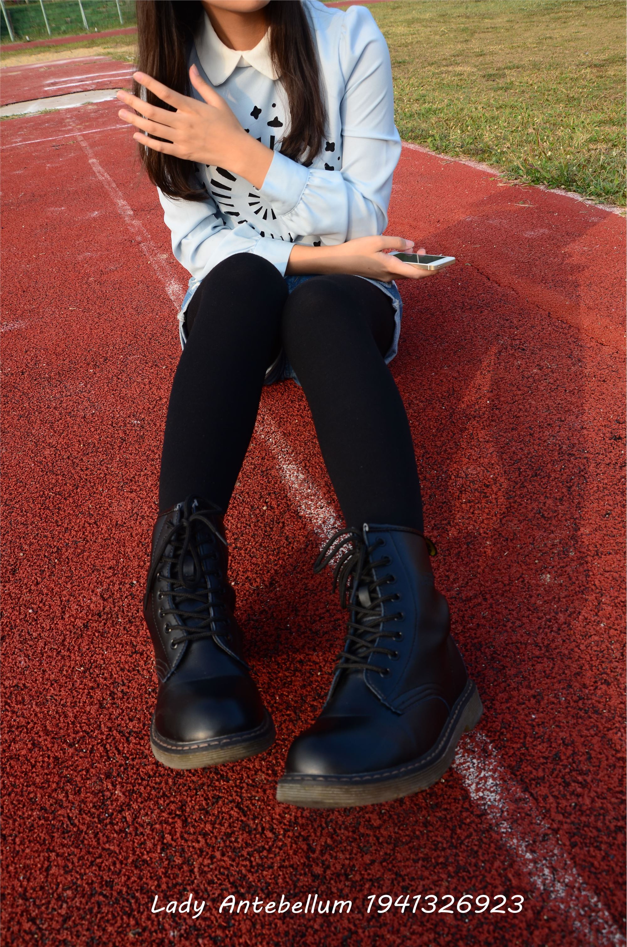 [战前女神] 恋足美腿棉袜女神级摄影套图 015