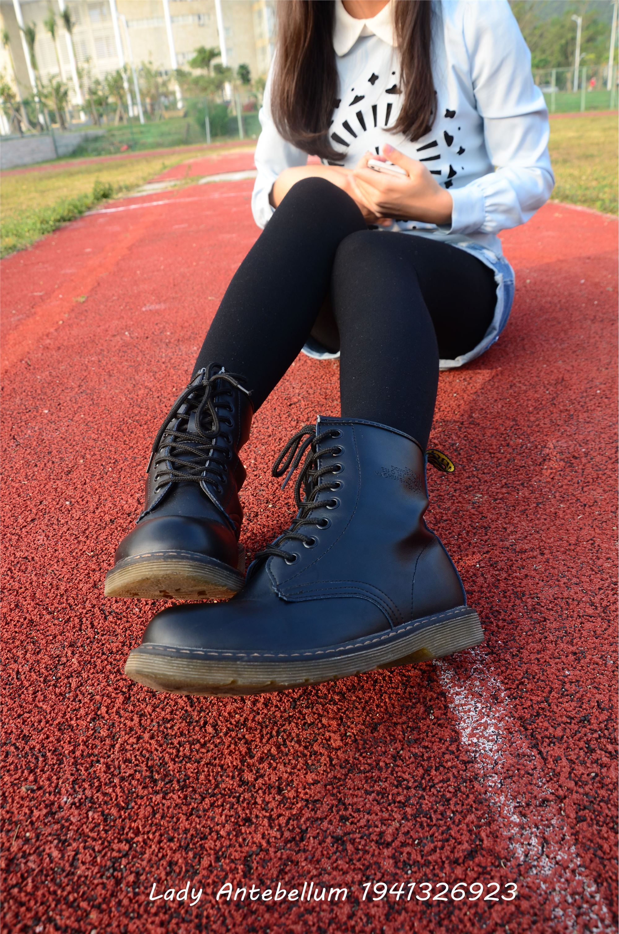 [战前女神] 恋足美腿棉袜女神级摄影套图 015