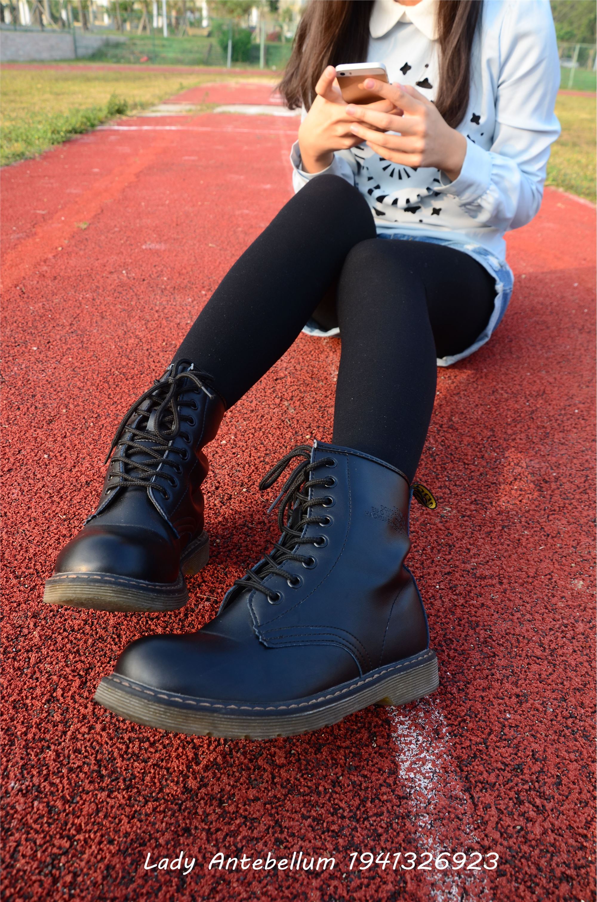 [战前女神] 恋足美腿棉袜女神级摄影套图 015