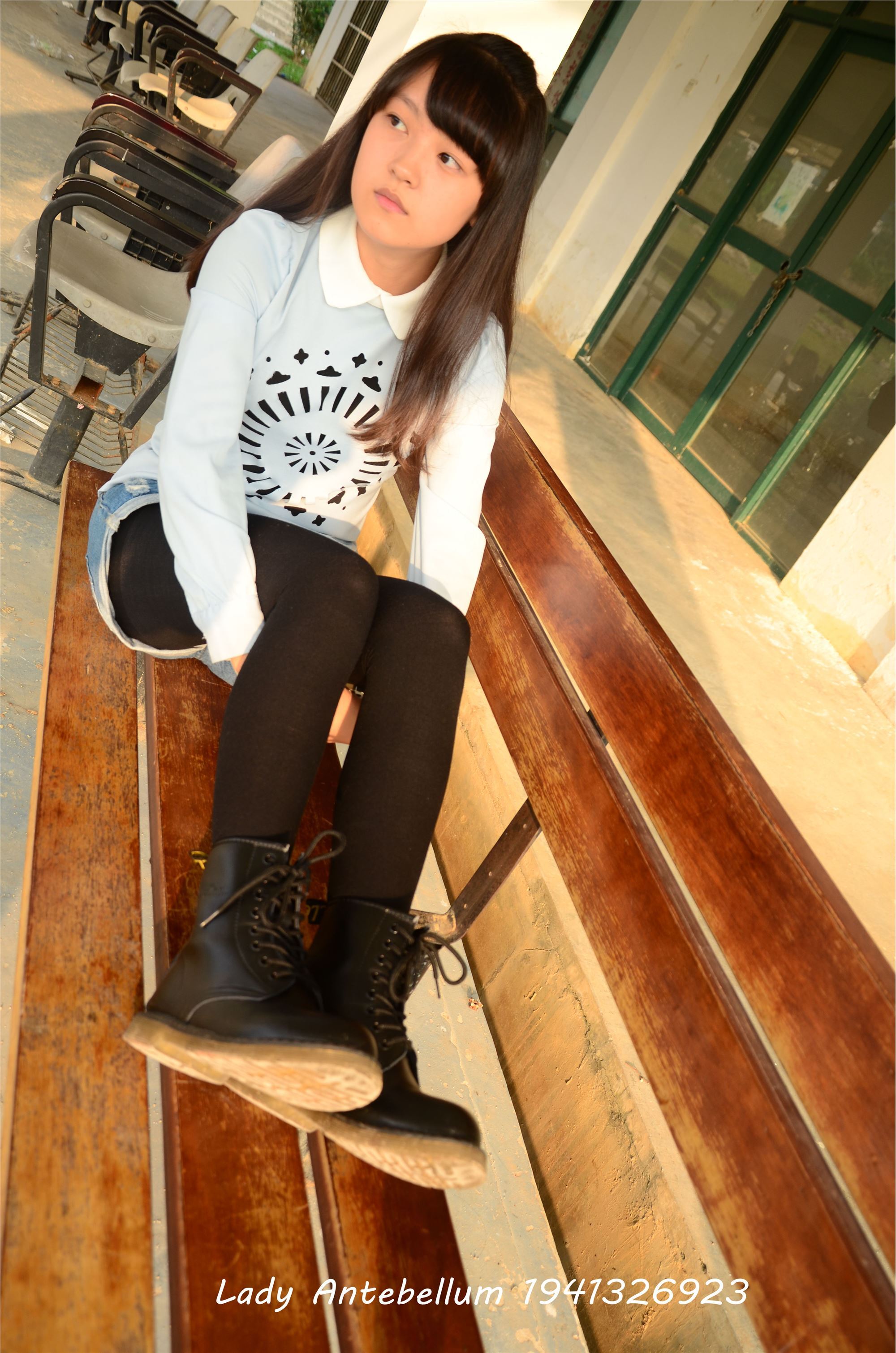 [战前女神] 恋足美腿棉袜女神级摄影套图 015