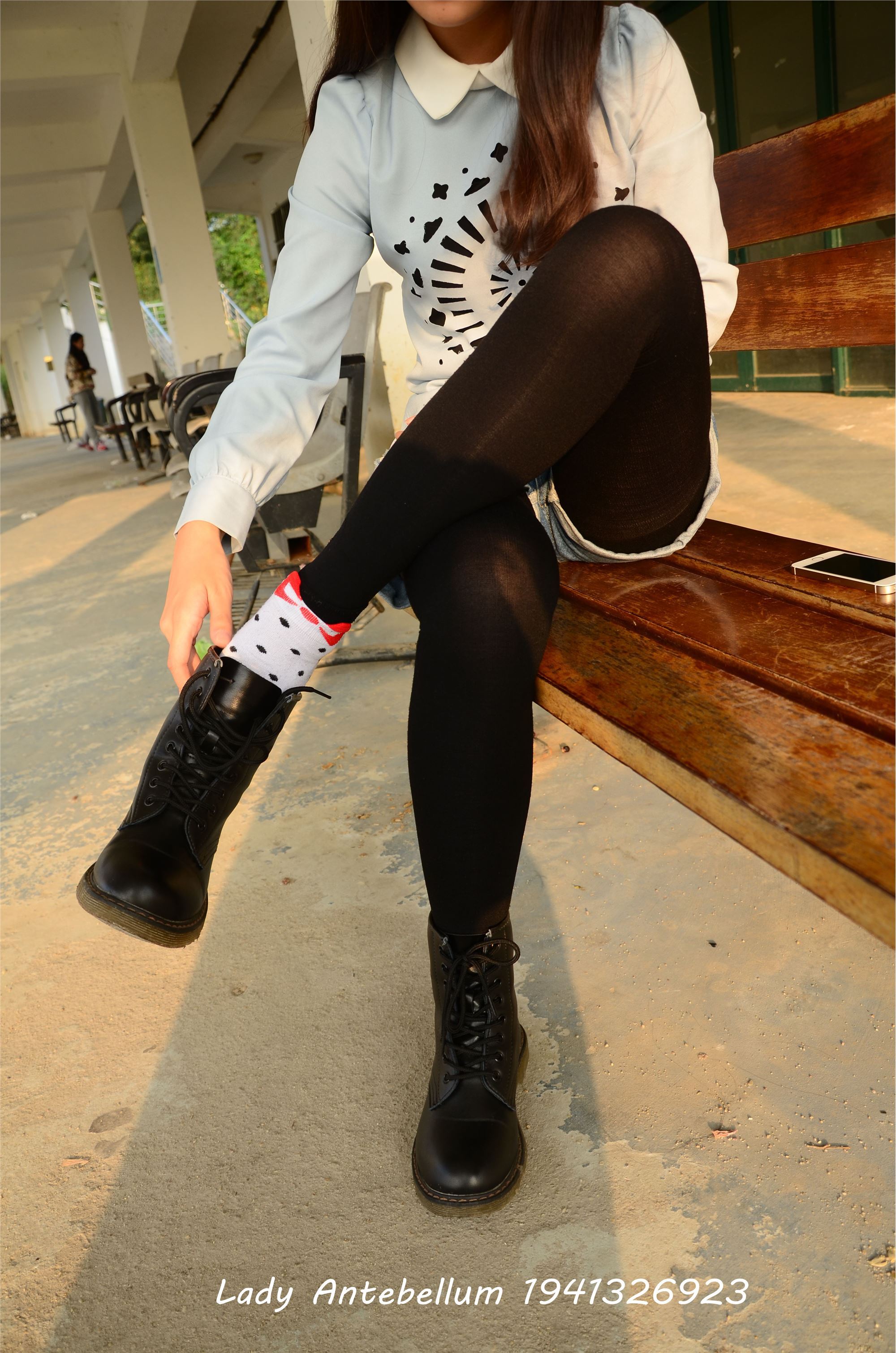 [战前女神] 恋足美腿棉袜女神级摄影套图 015