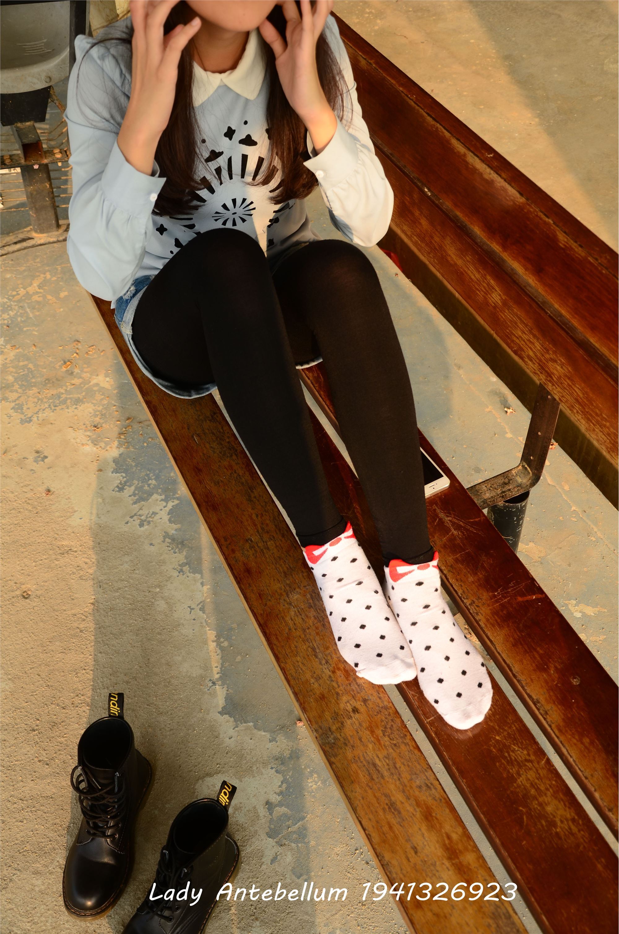 [战前女神] 恋足美腿棉袜女神级摄影套图 015