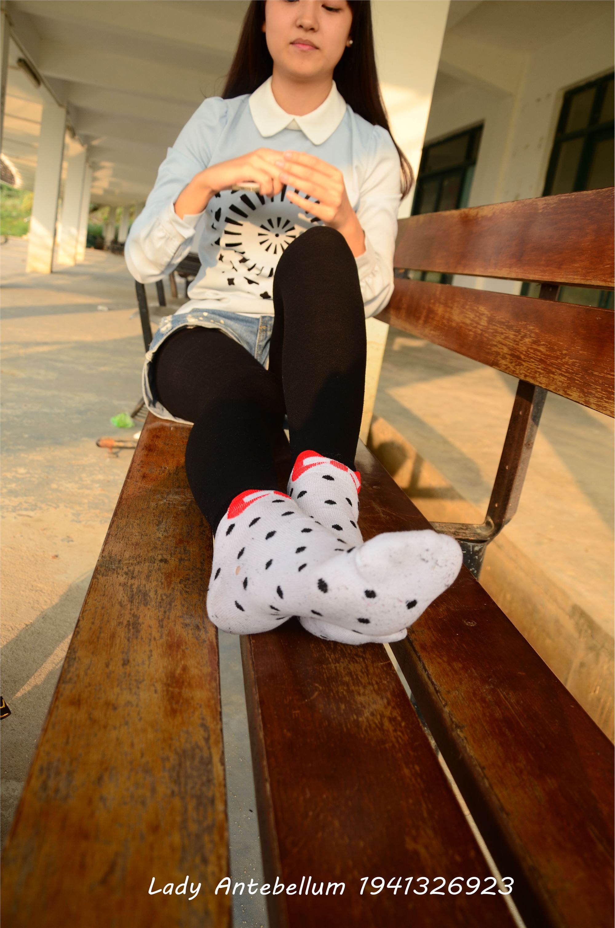 [战前女神] 恋足美腿棉袜女神级摄影套图 015