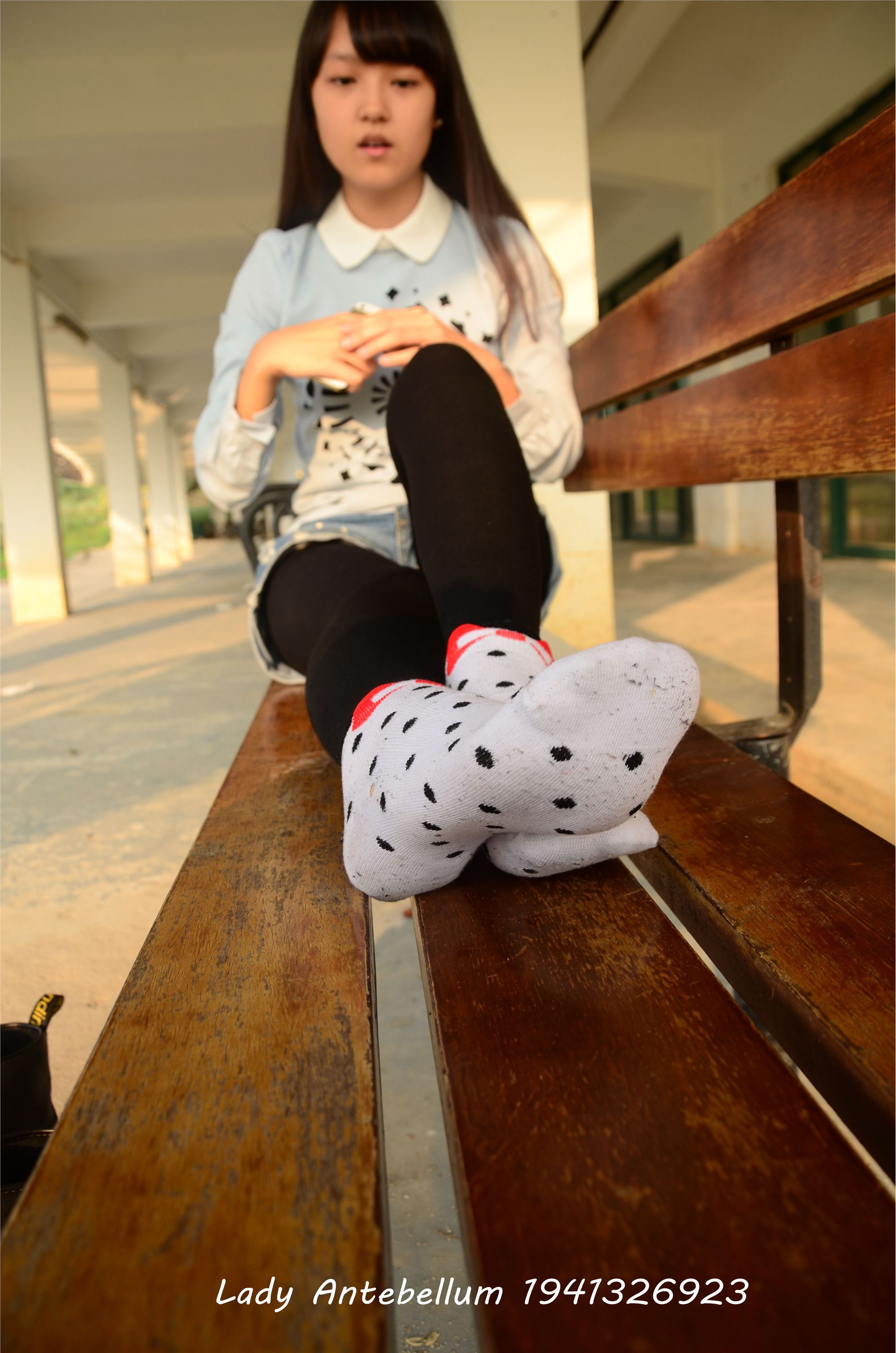 [战前女神] 恋足美腿棉袜女神级摄影套图 015