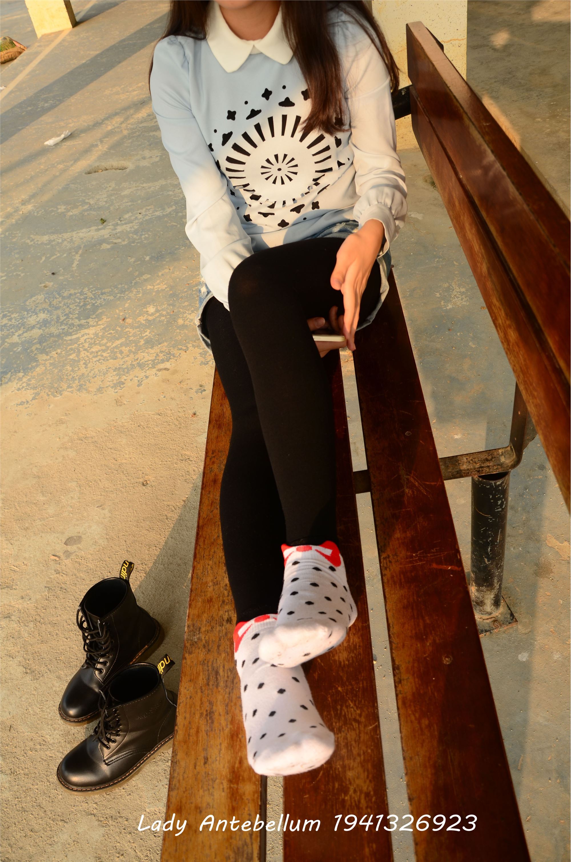 [战前女神] 恋足美腿棉袜女神级摄影套图 015