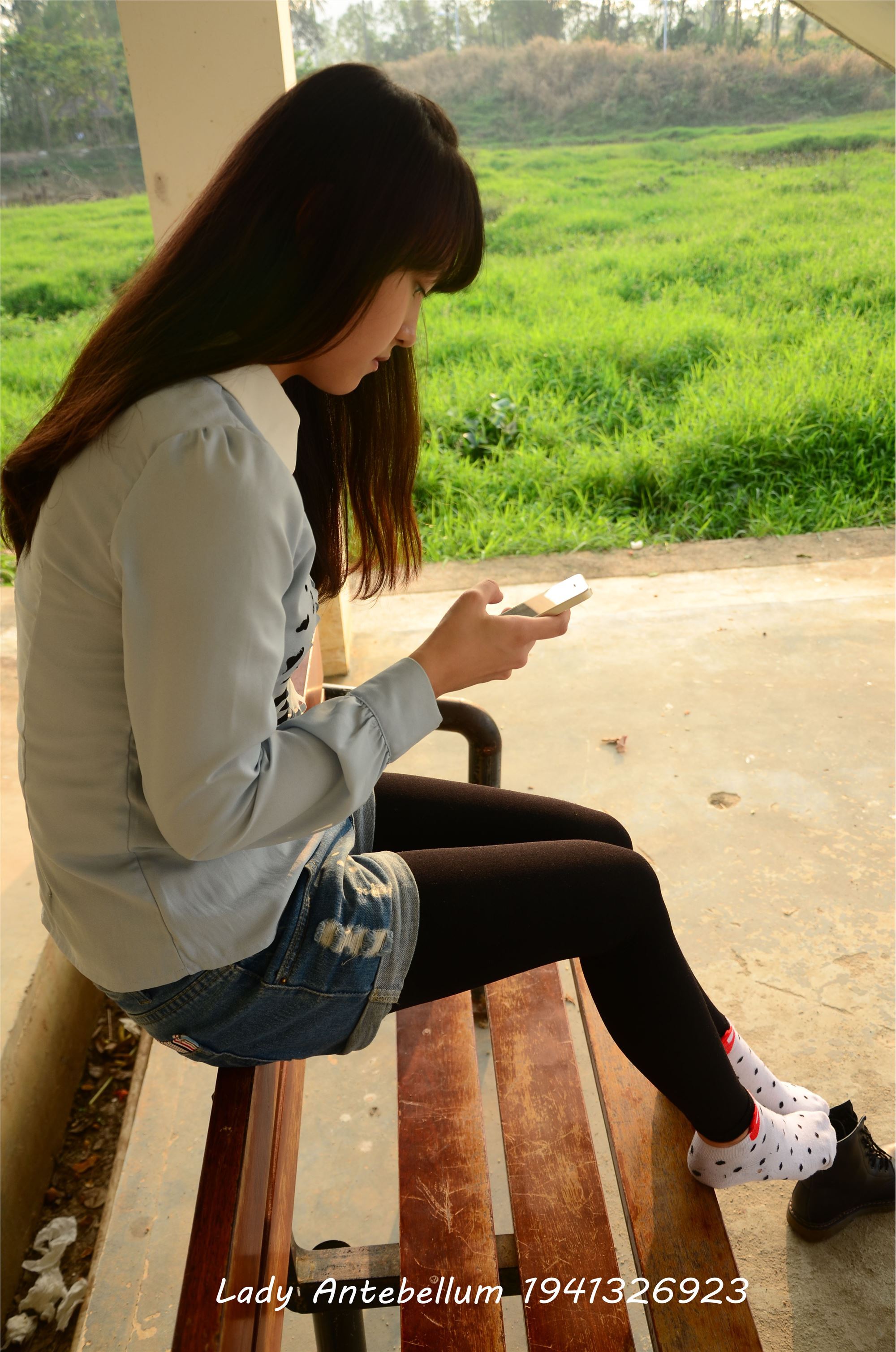 [战前女神] 恋足美腿棉袜女神级摄影套图 015