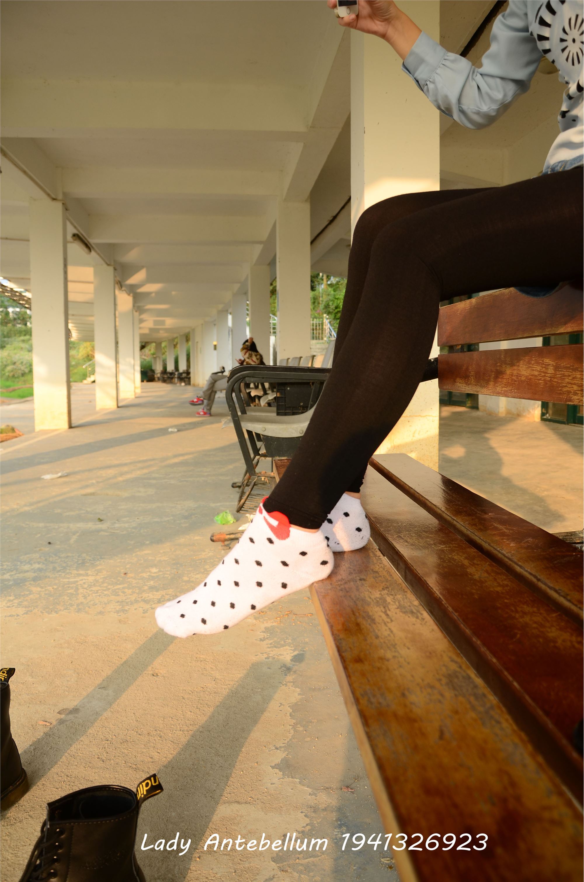 [战前女神] 恋足美腿棉袜女神级摄影套图 015