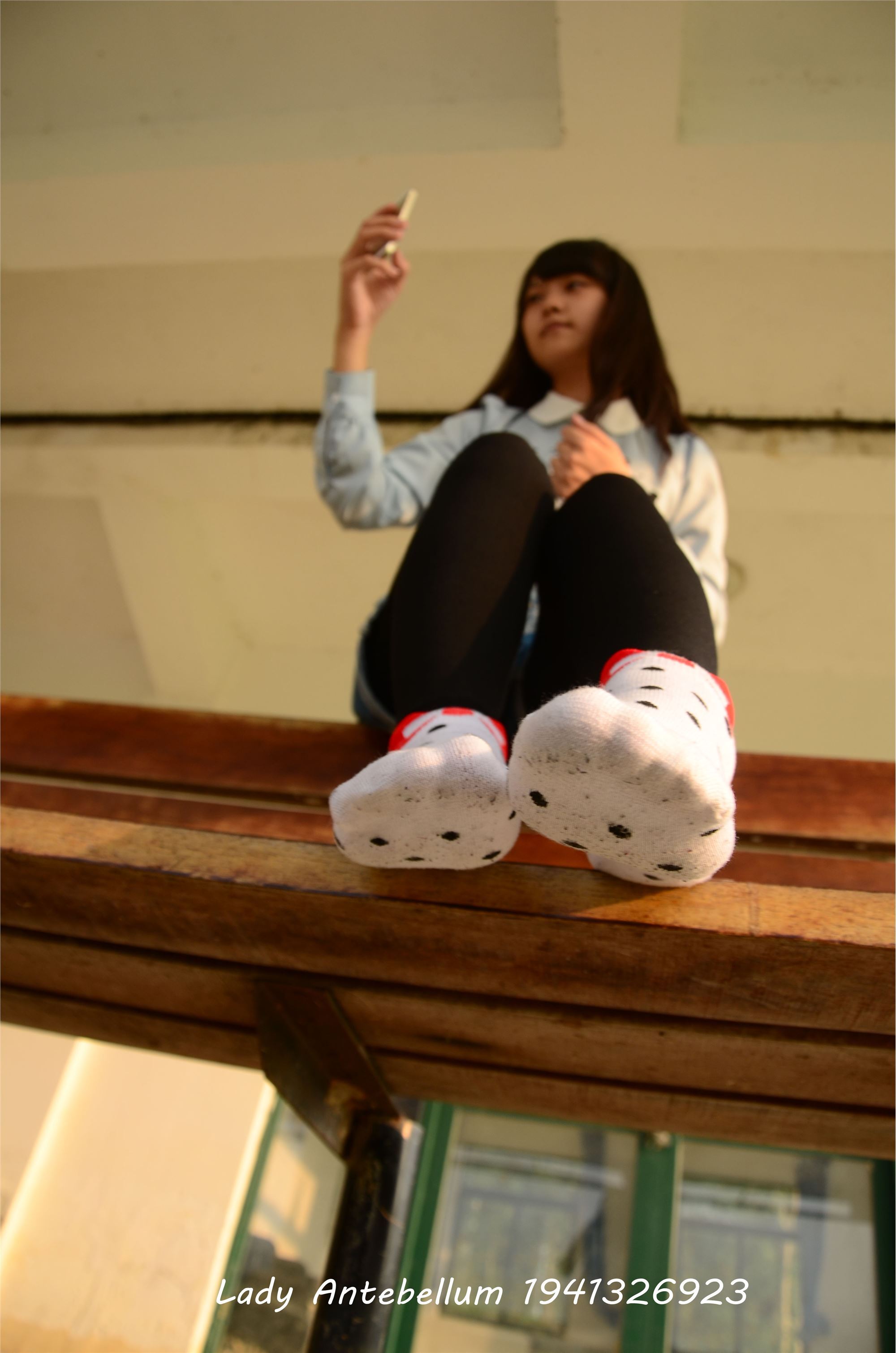 [战前女神] 恋足美腿棉袜女神级摄影套图 015