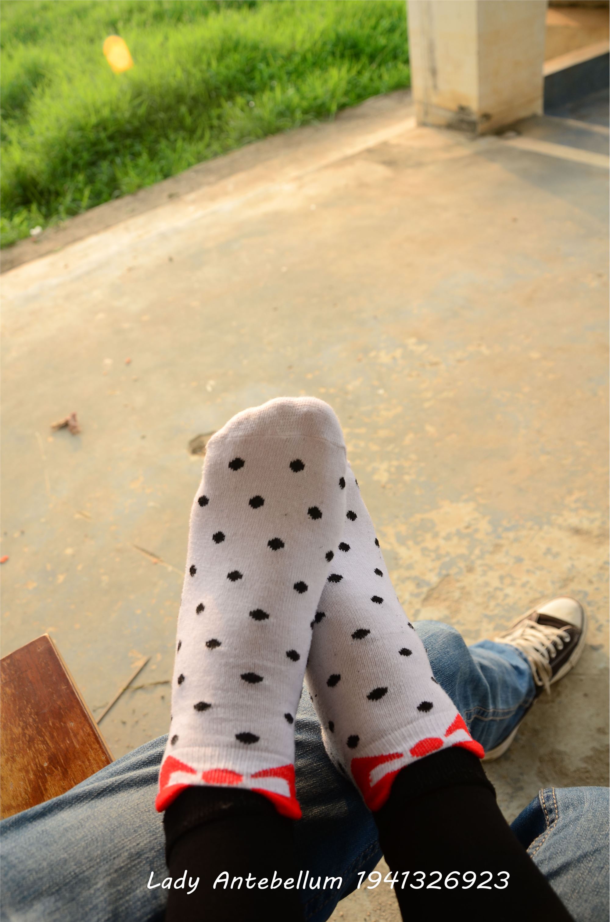 [战前女神] 恋足美腿棉袜女神级摄影套图 015