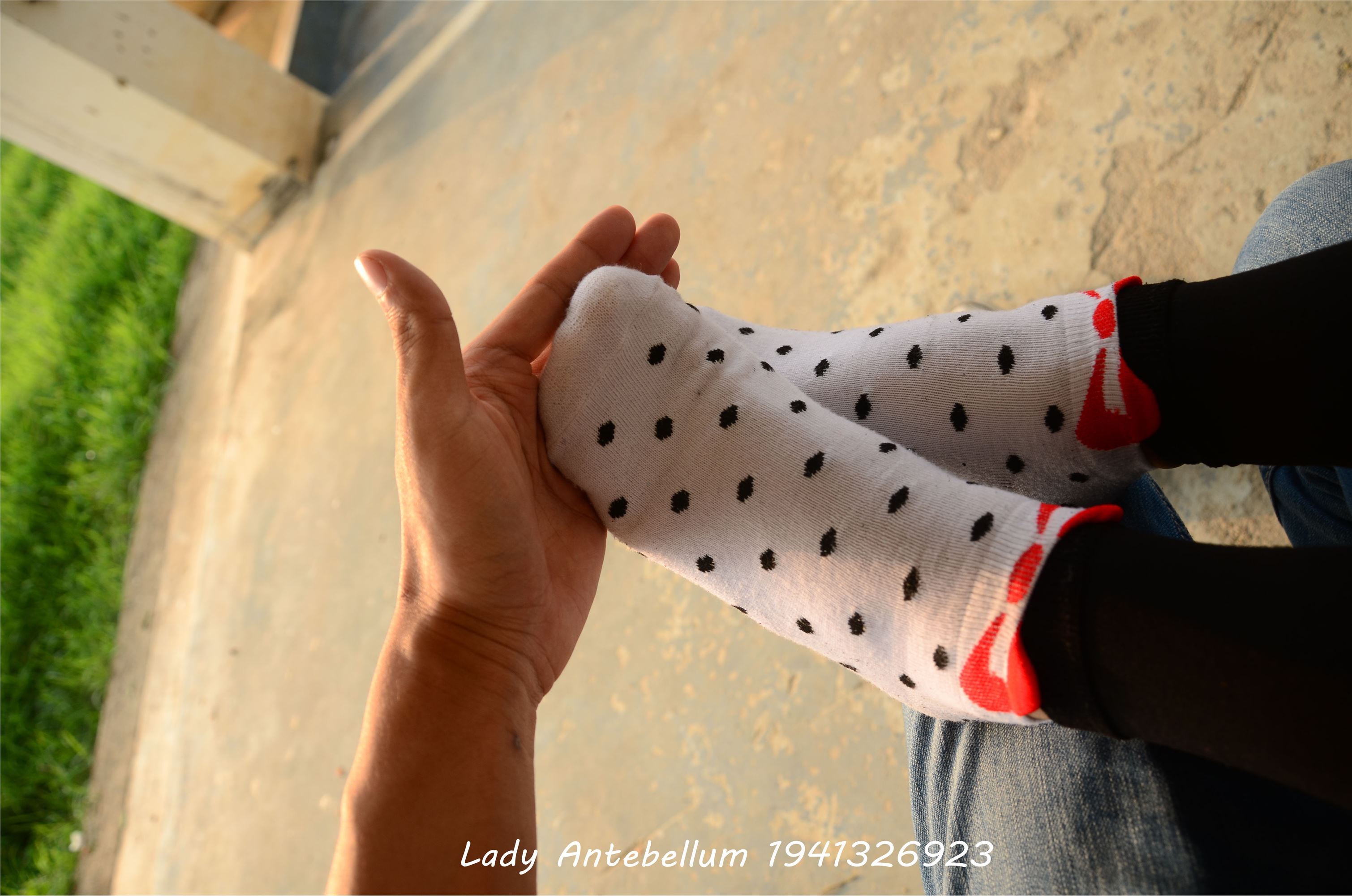 [战前女神] 恋足美腿棉袜女神级摄影套图 015