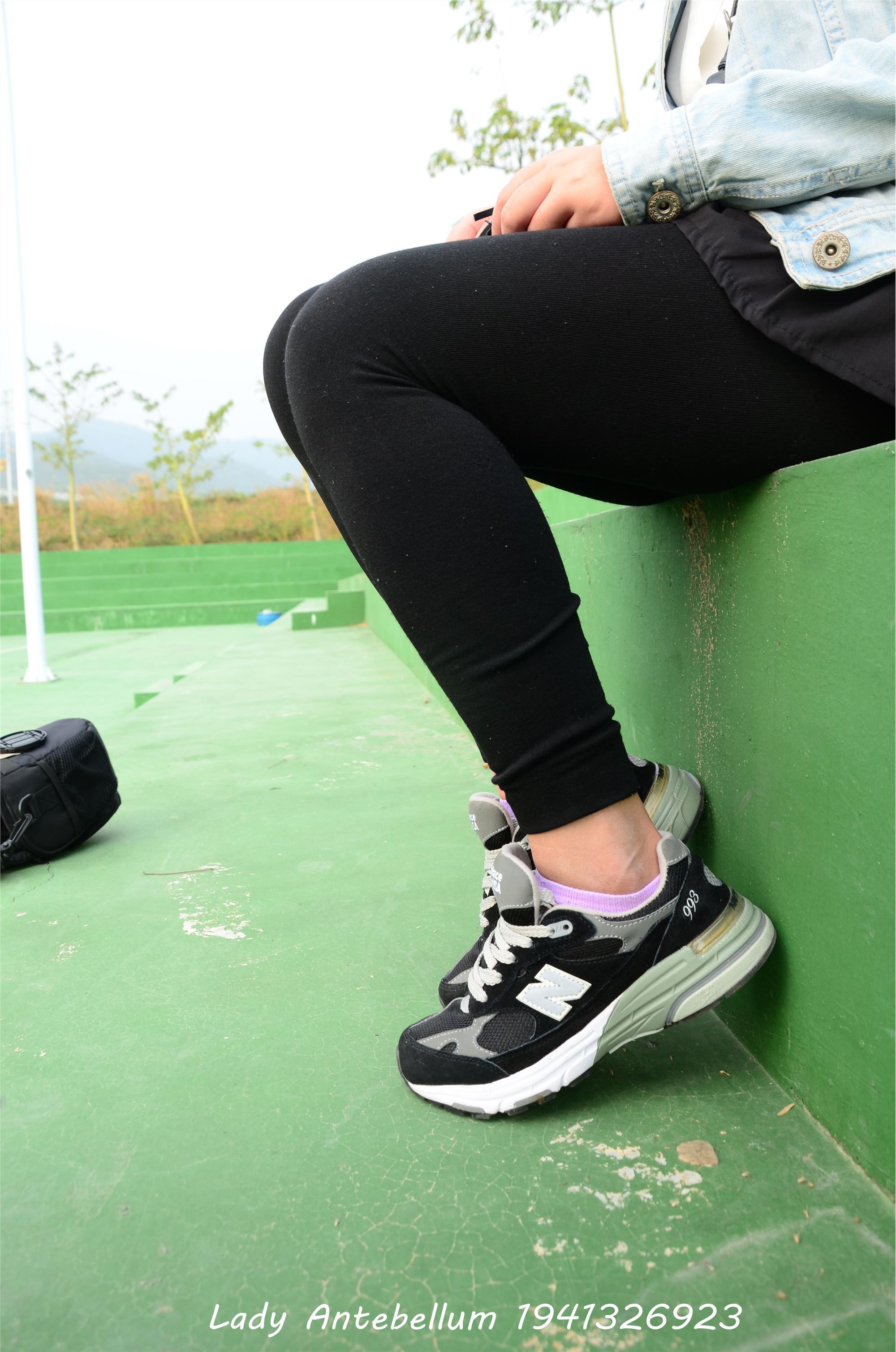 [战前女神] 恋足美腿棉袜女神级摄影套图 019