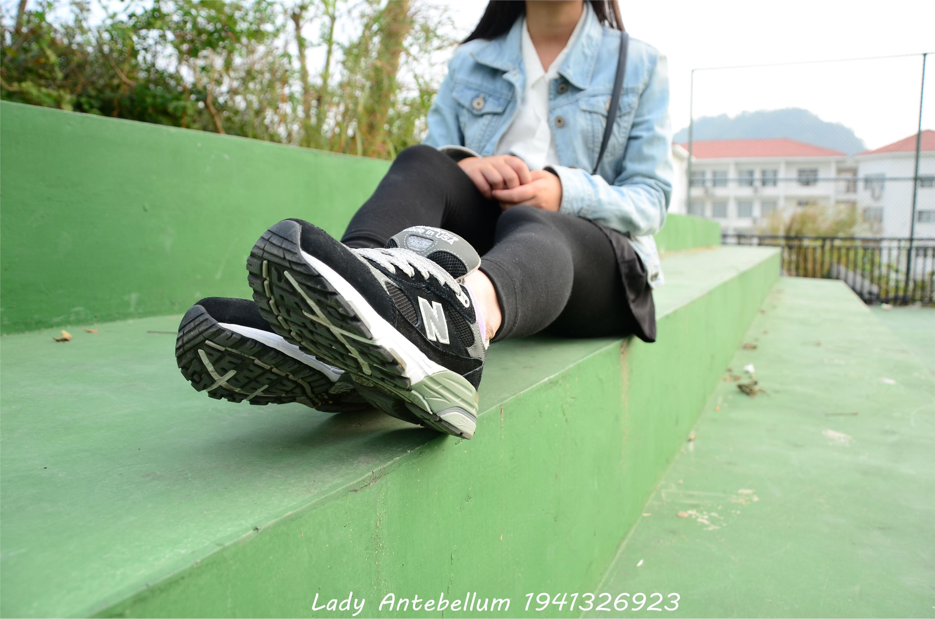 [战前女神] 恋足美腿棉袜女神级摄影套图 019