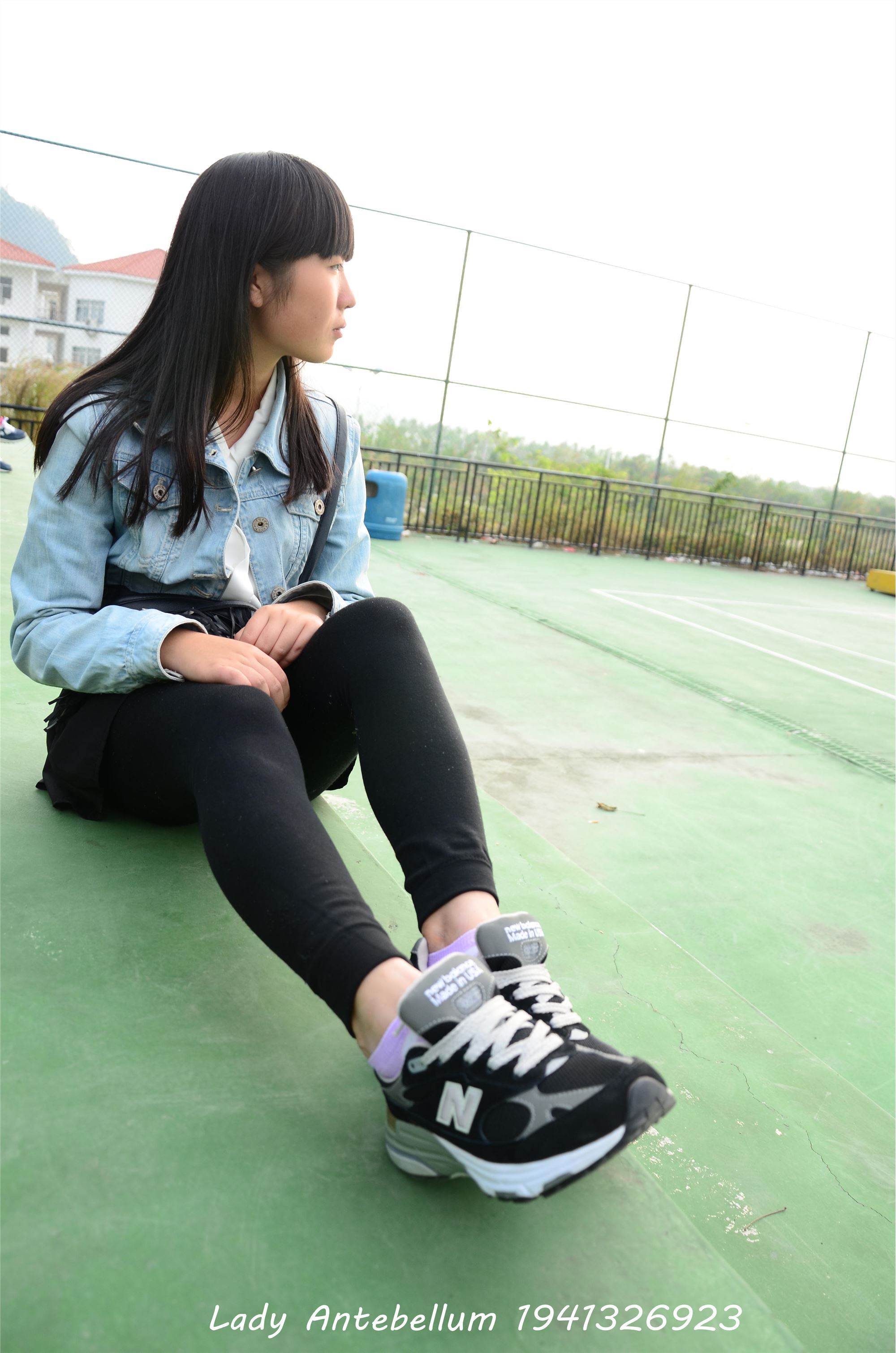 [战前女神] 恋足美腿棉袜女神级摄影套图 019