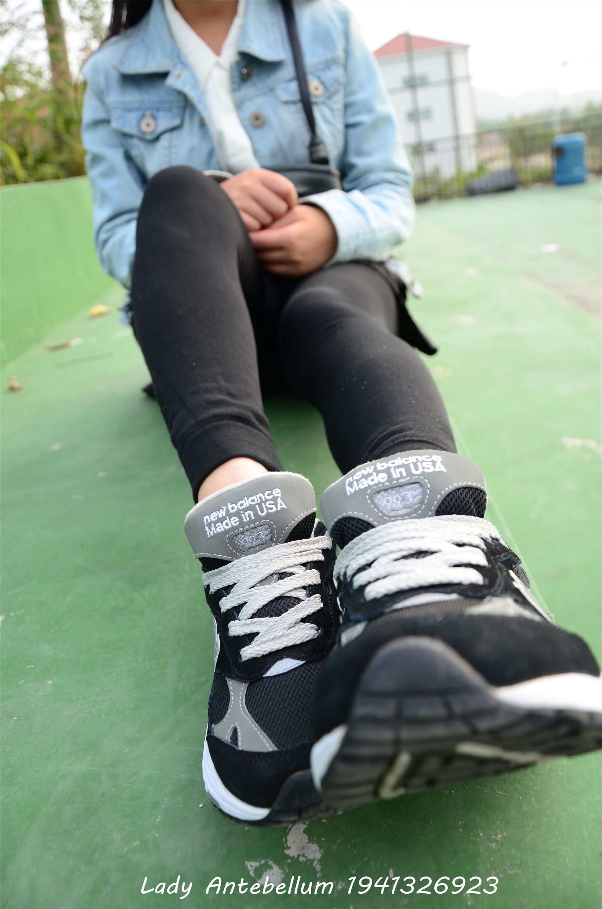 [战前女神] 恋足美腿棉袜女神级摄影套图 019