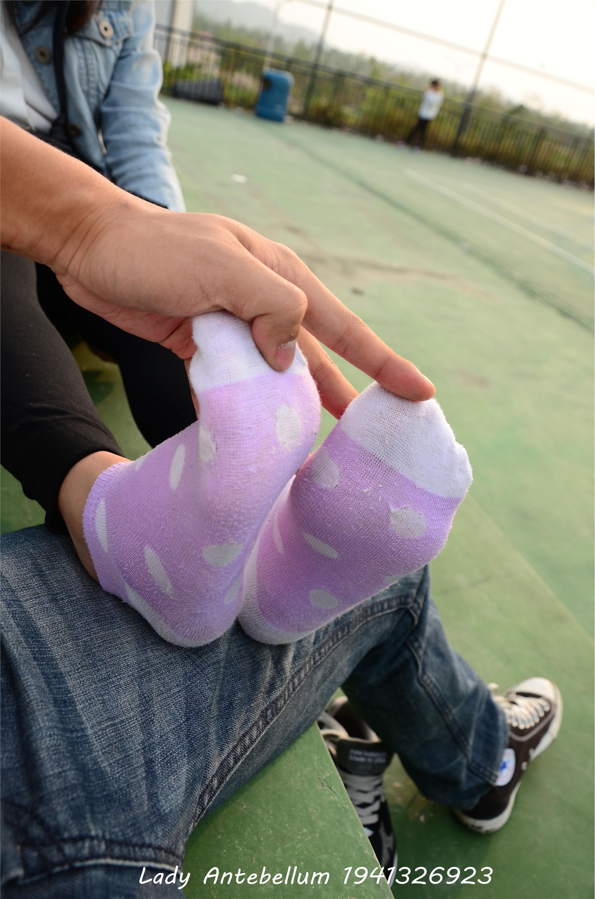 [战前女神] 恋足美腿棉袜女神级摄影套图 019