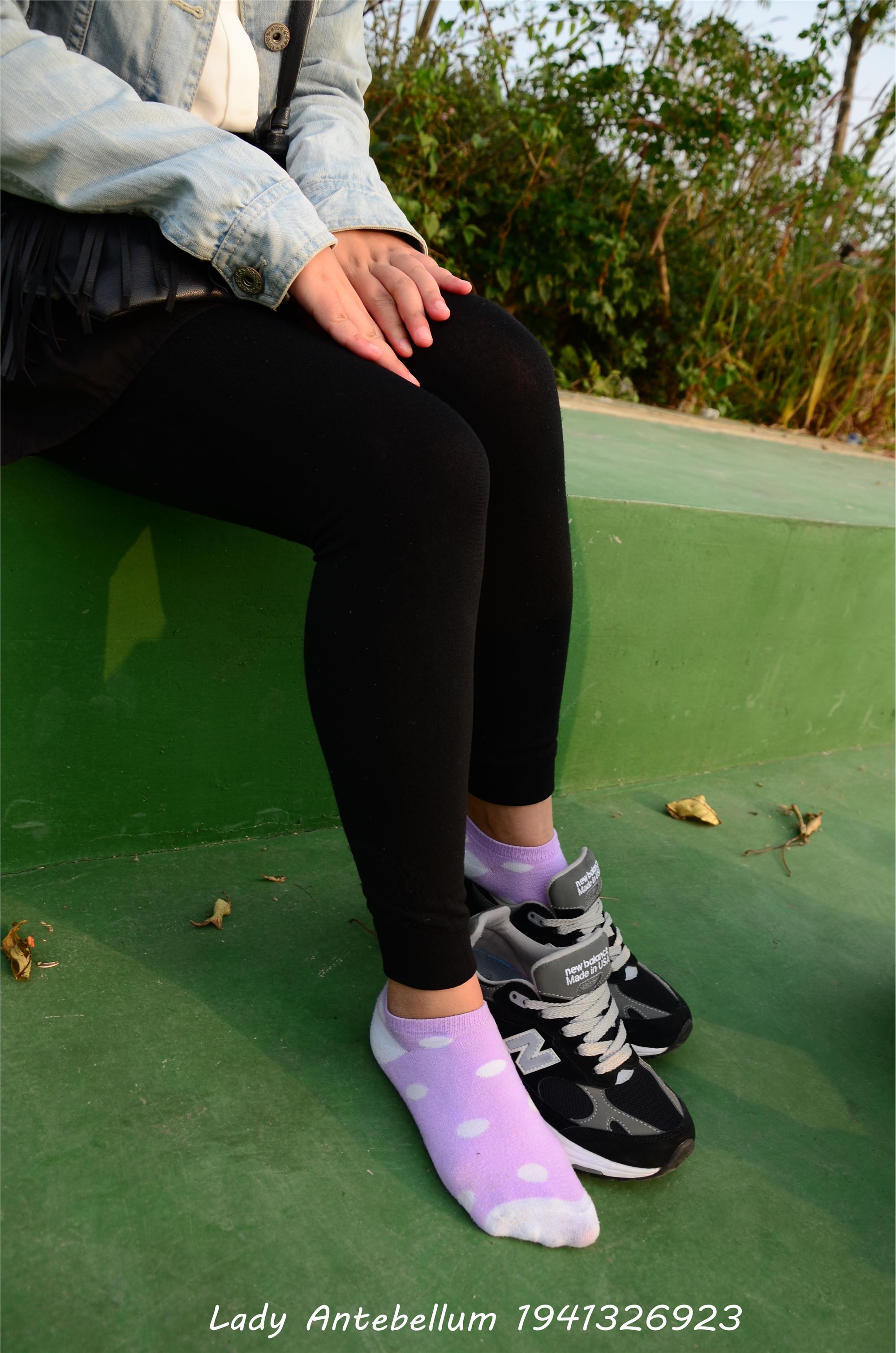 [战前女神] 恋足美腿棉袜女神级摄影套图 019