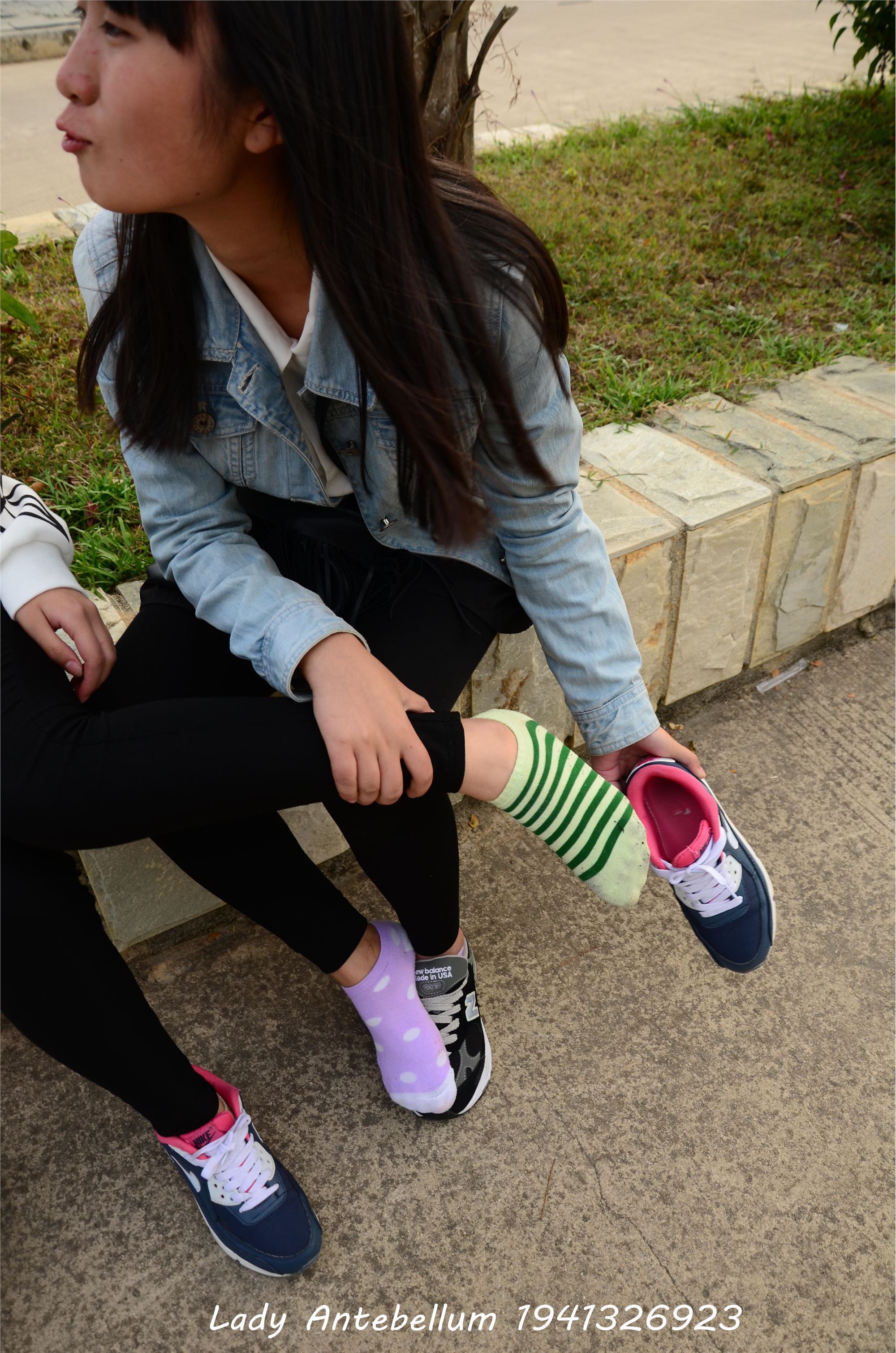 [战前女神] 恋足美腿棉袜女神级摄影套图 019