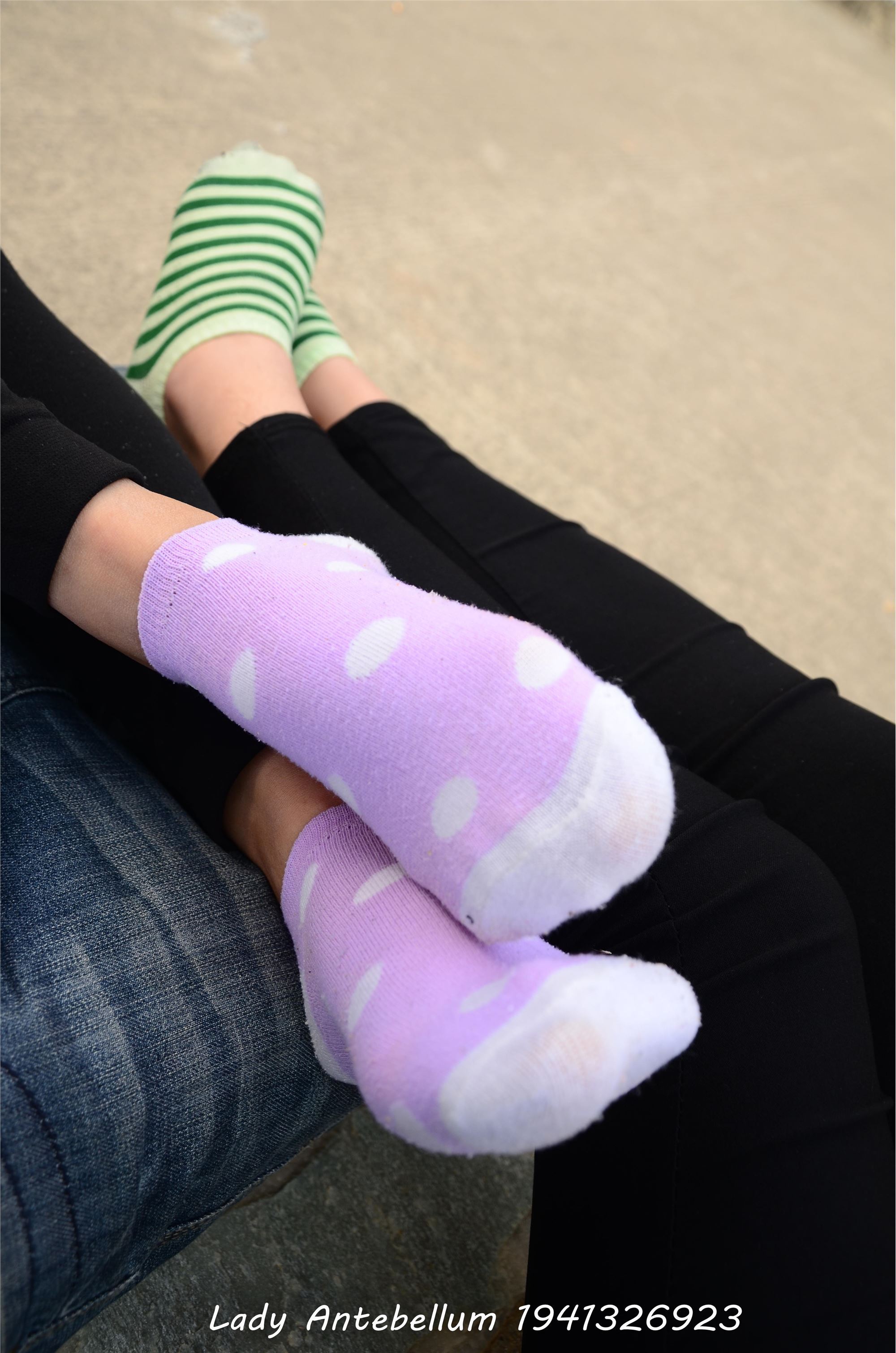 [战前女神] 恋足美腿棉袜女神级摄影套图 019