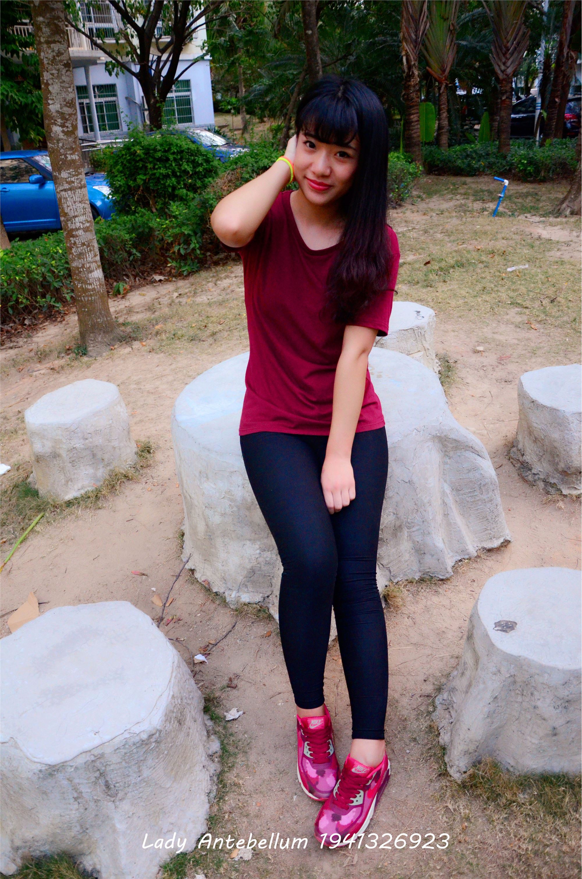 [战前女神] 恋足美腿棉袜女神级摄影套图 020