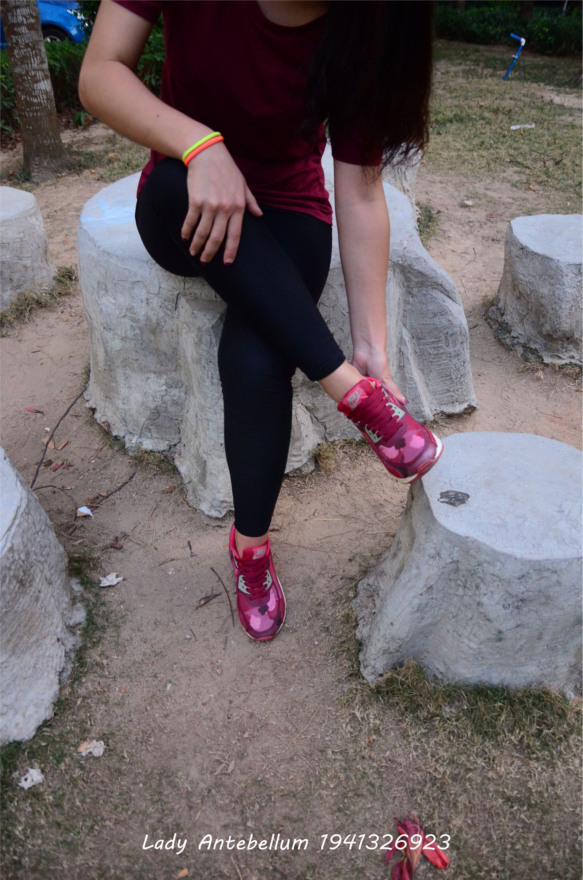 [战前女神] 恋足美腿棉袜女神级摄影套图 020