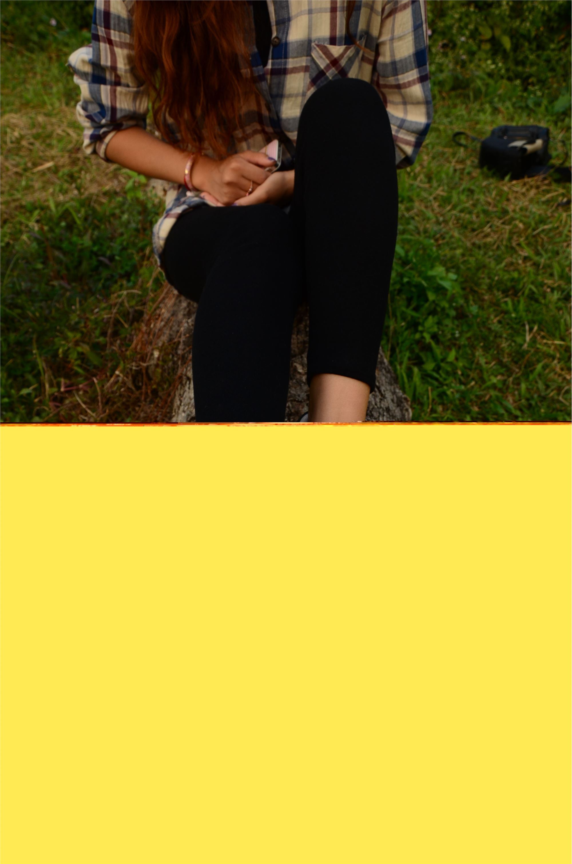 [战前女神] 恋足美腿棉袜女神级摄影套图 021